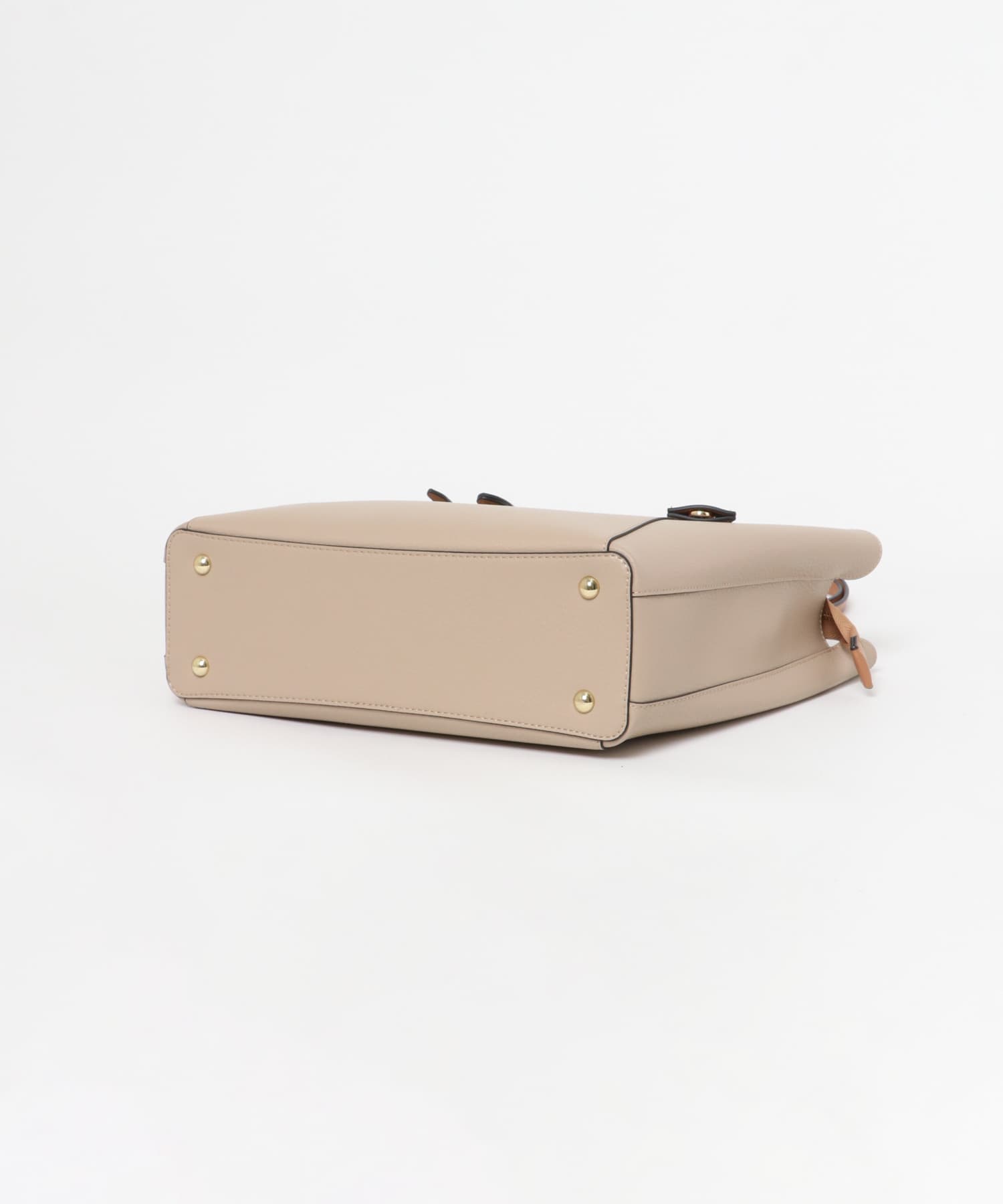 SAND BEIGE
