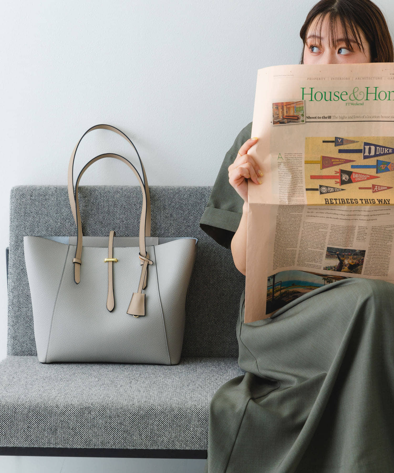 チャーム付A4トートバッグ GRAY one