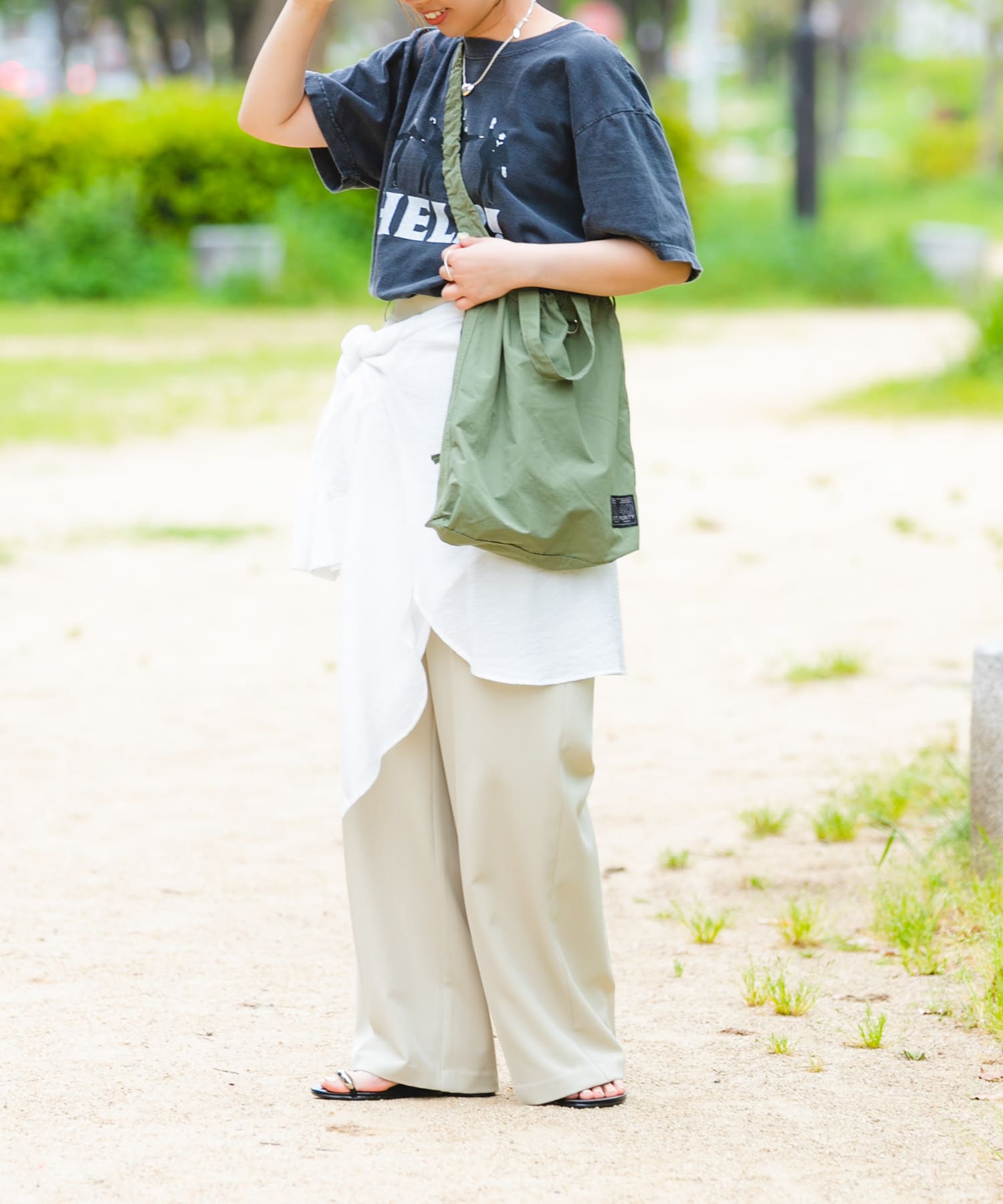 『ユニセックス』ミニロクヨンギャザーショルダートート KHAKI one