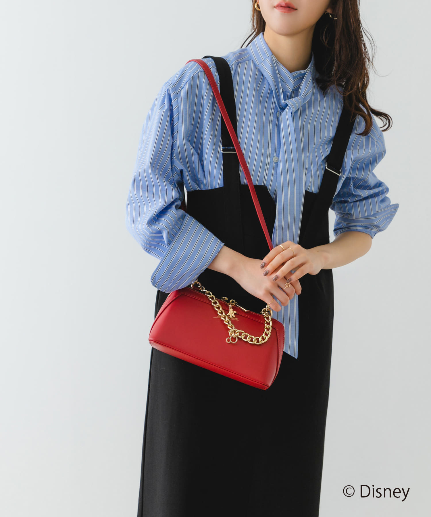 ディズニーコレクションお財布ショルダー RED one