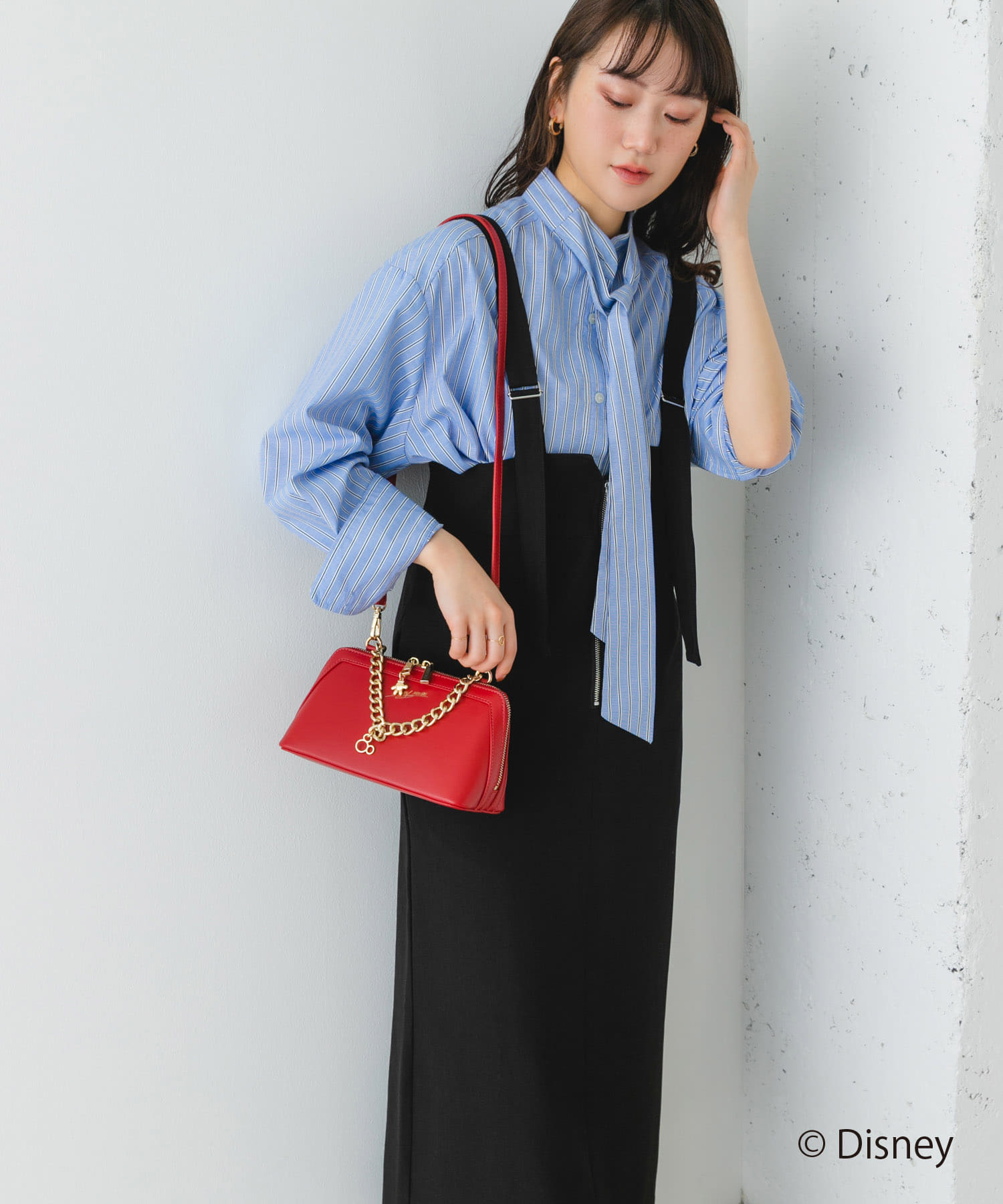 ディズニーコレクションお財布ショルダー RED one