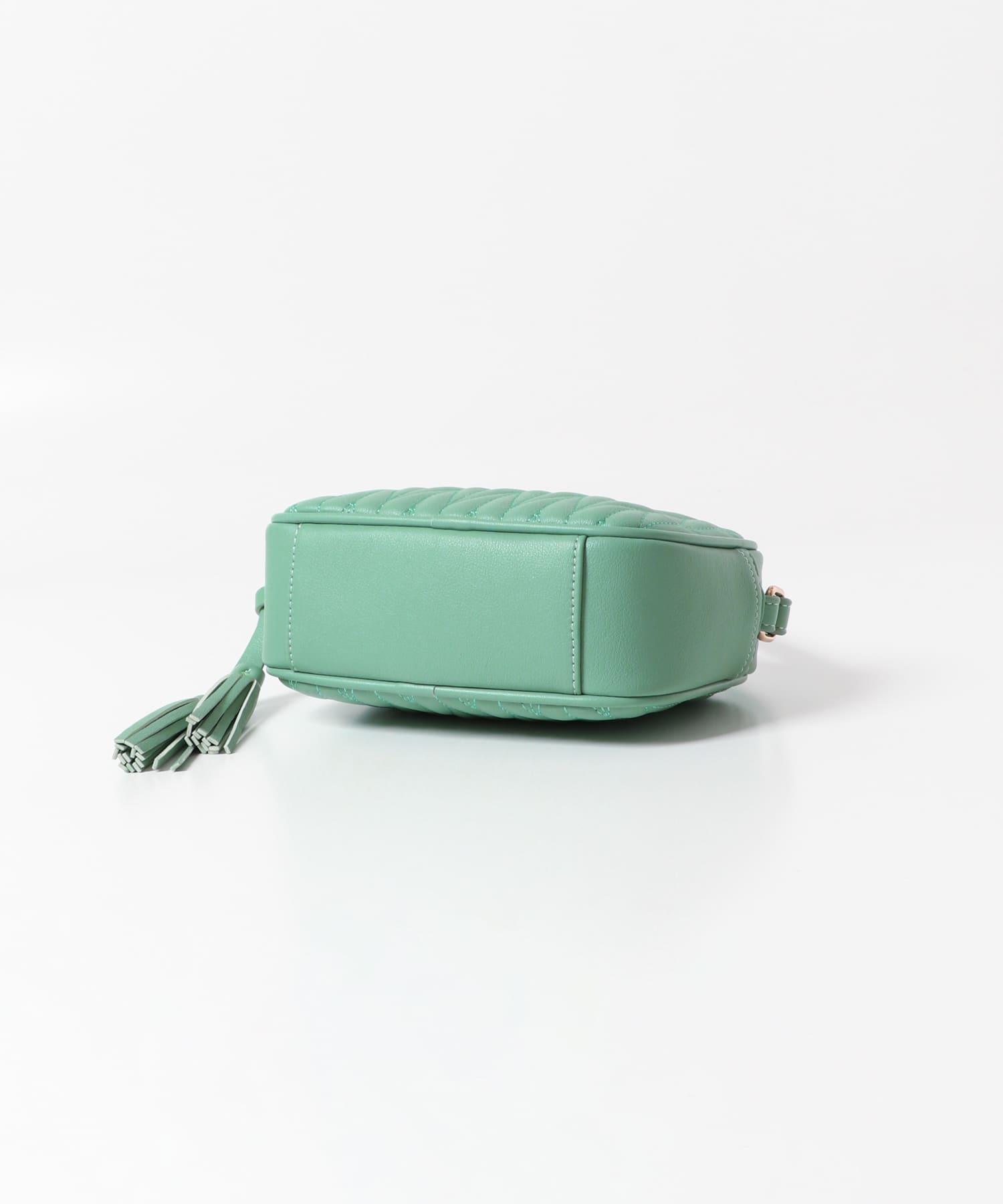 タッセル付ステッチショルダーバッグ MINT one