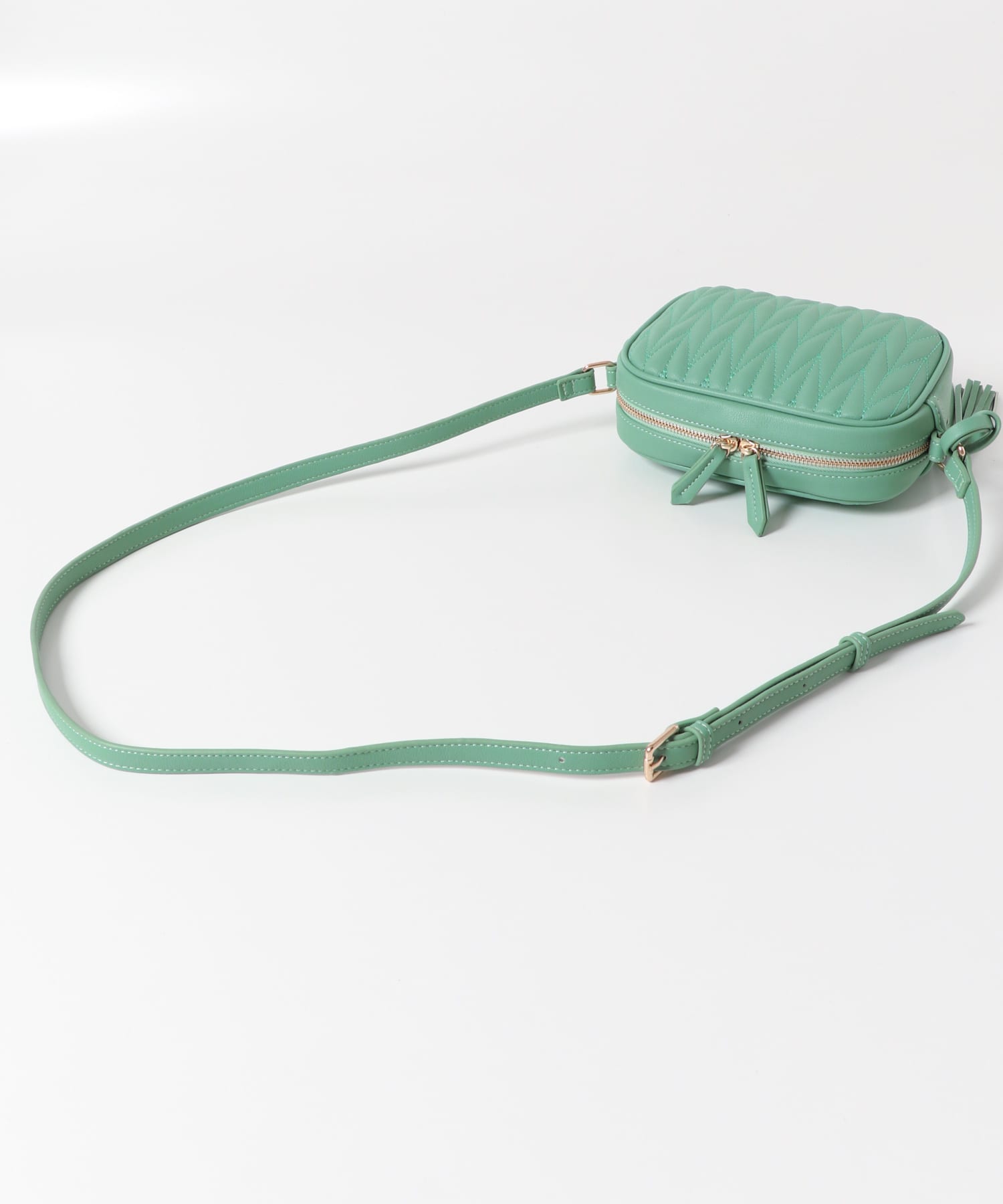 タッセル付ステッチショルダーバッグ MINT one