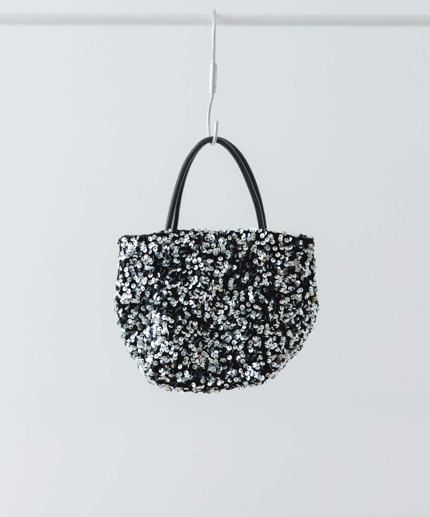 チェーン付きスパンコールバッグ