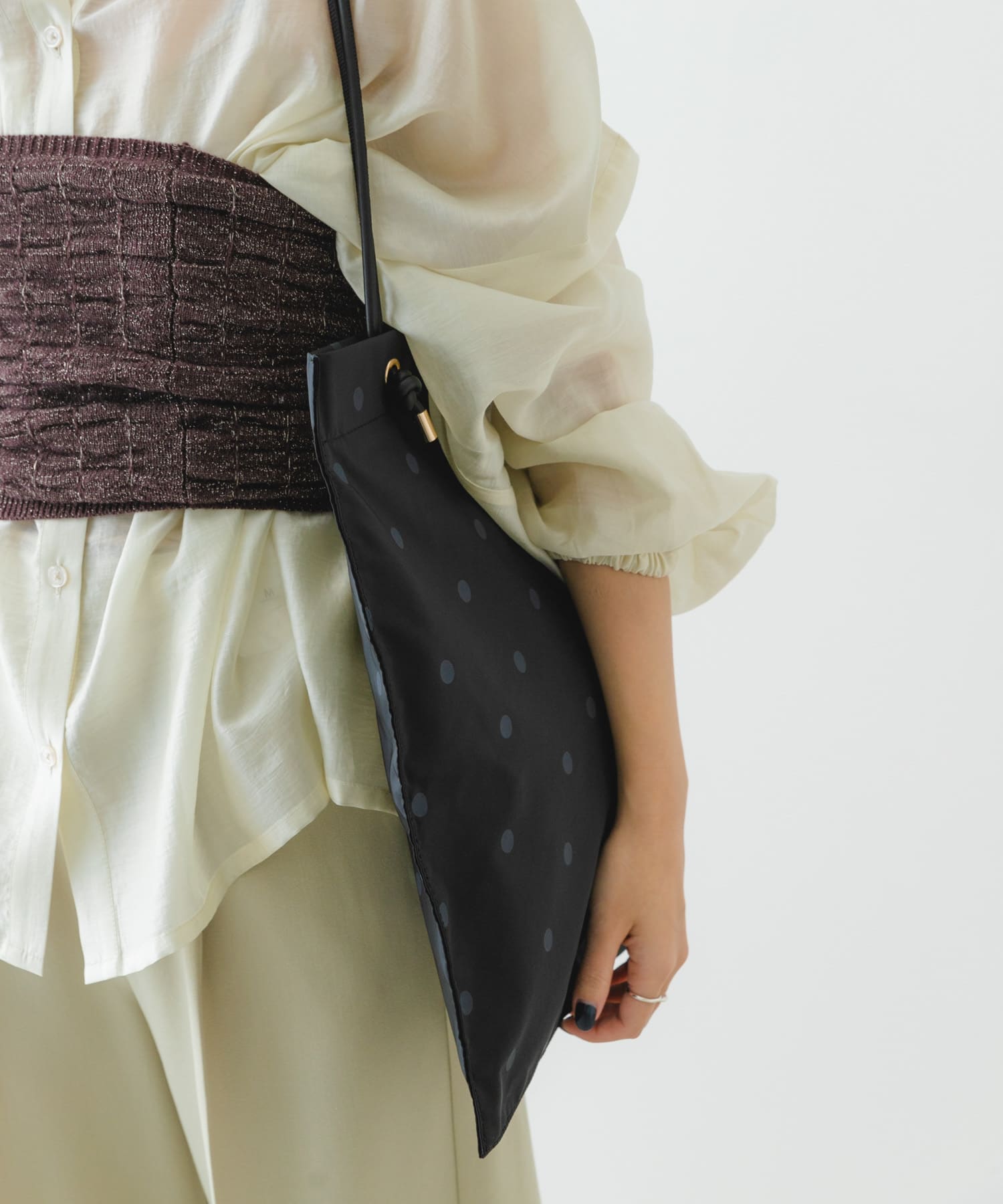 ドット柄サブバッグ BLACK one