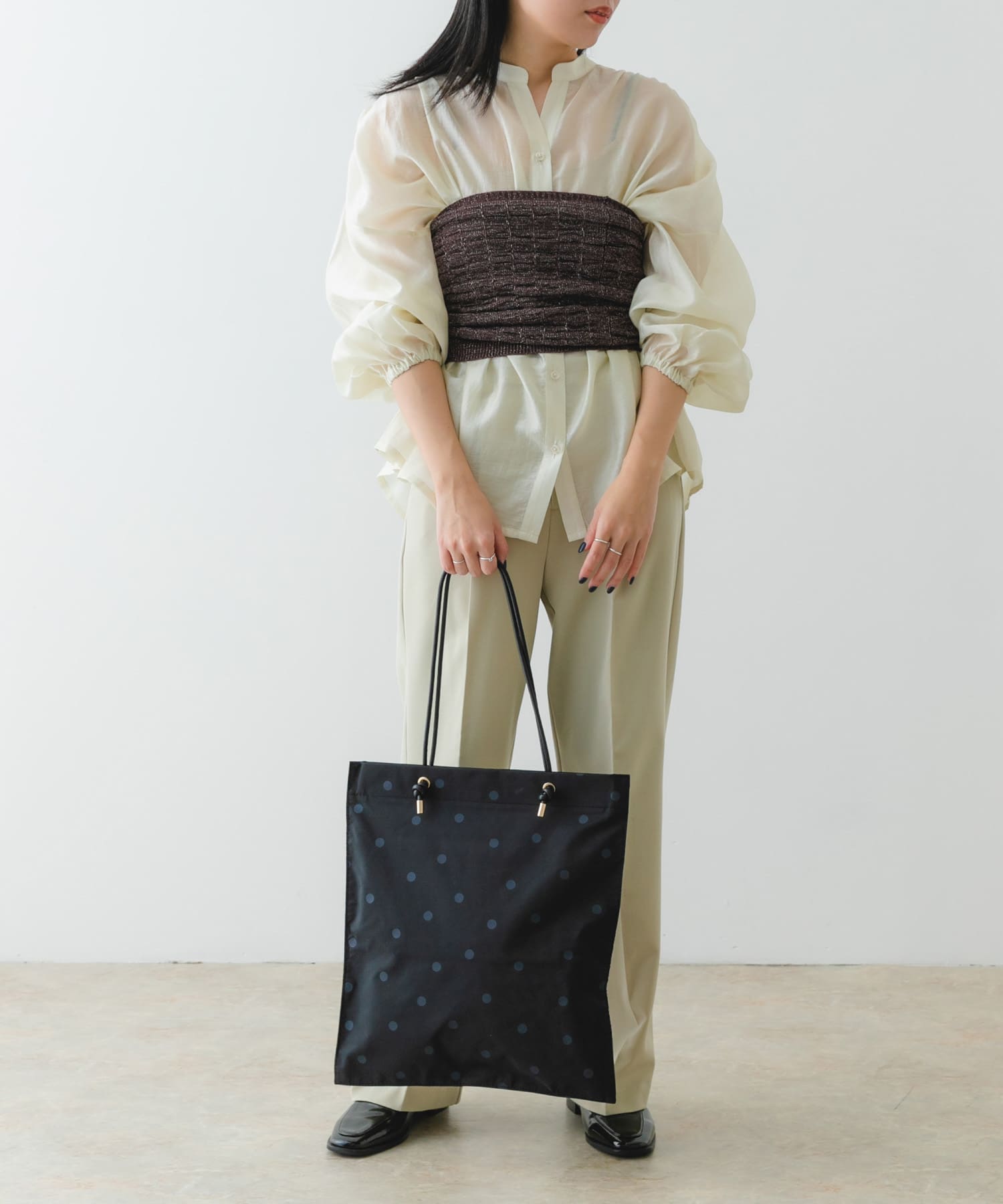 ドット柄サブバッグ BLACK one