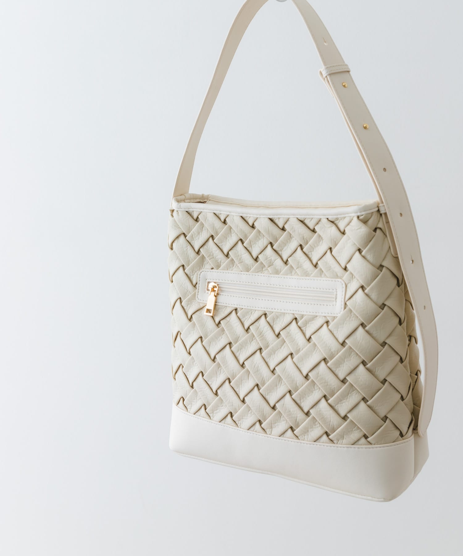 メッシュライクワンハンドルトートバッグ OFF one