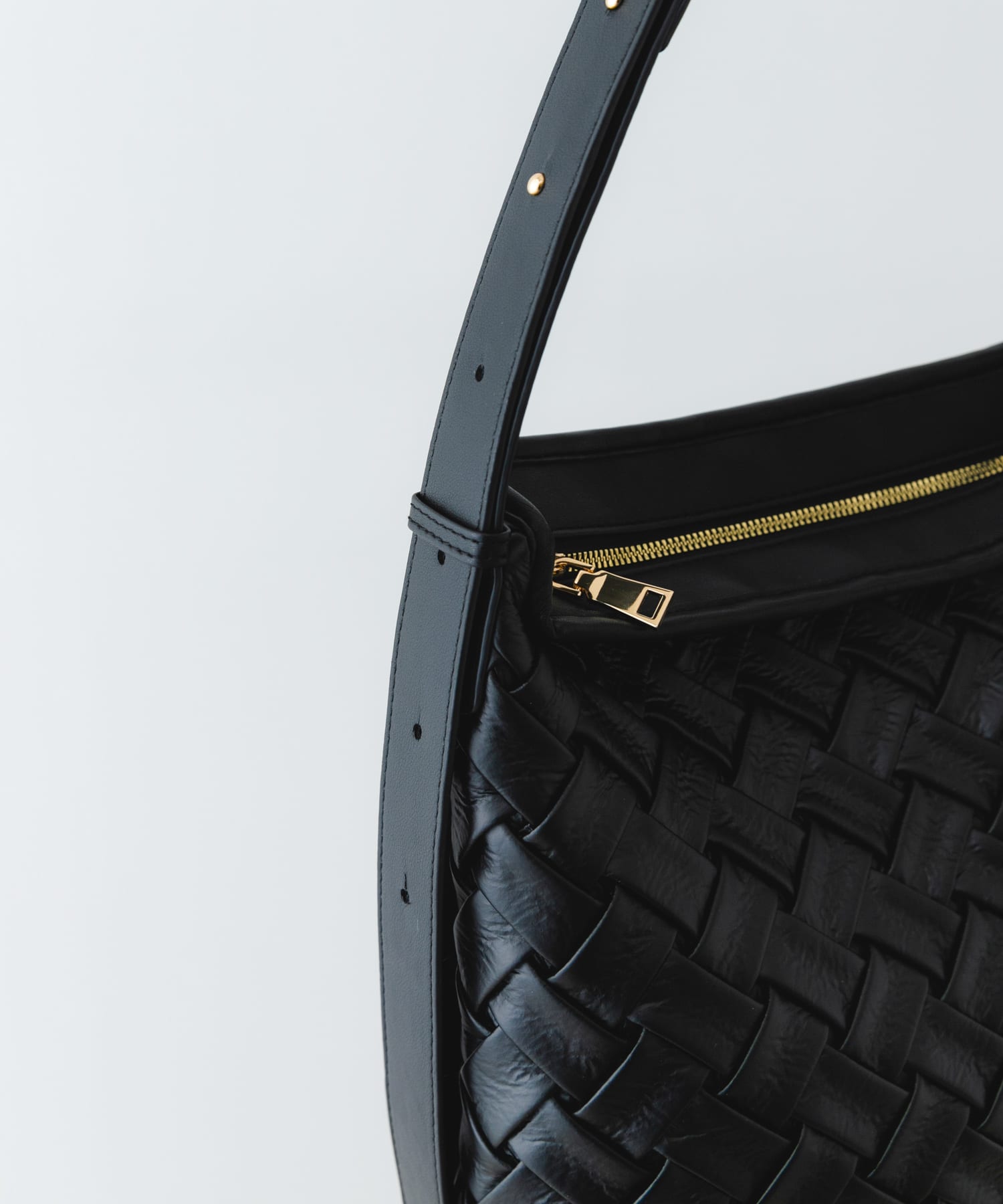 メッシュライクワンハンドルトートバッグ BLACK one
