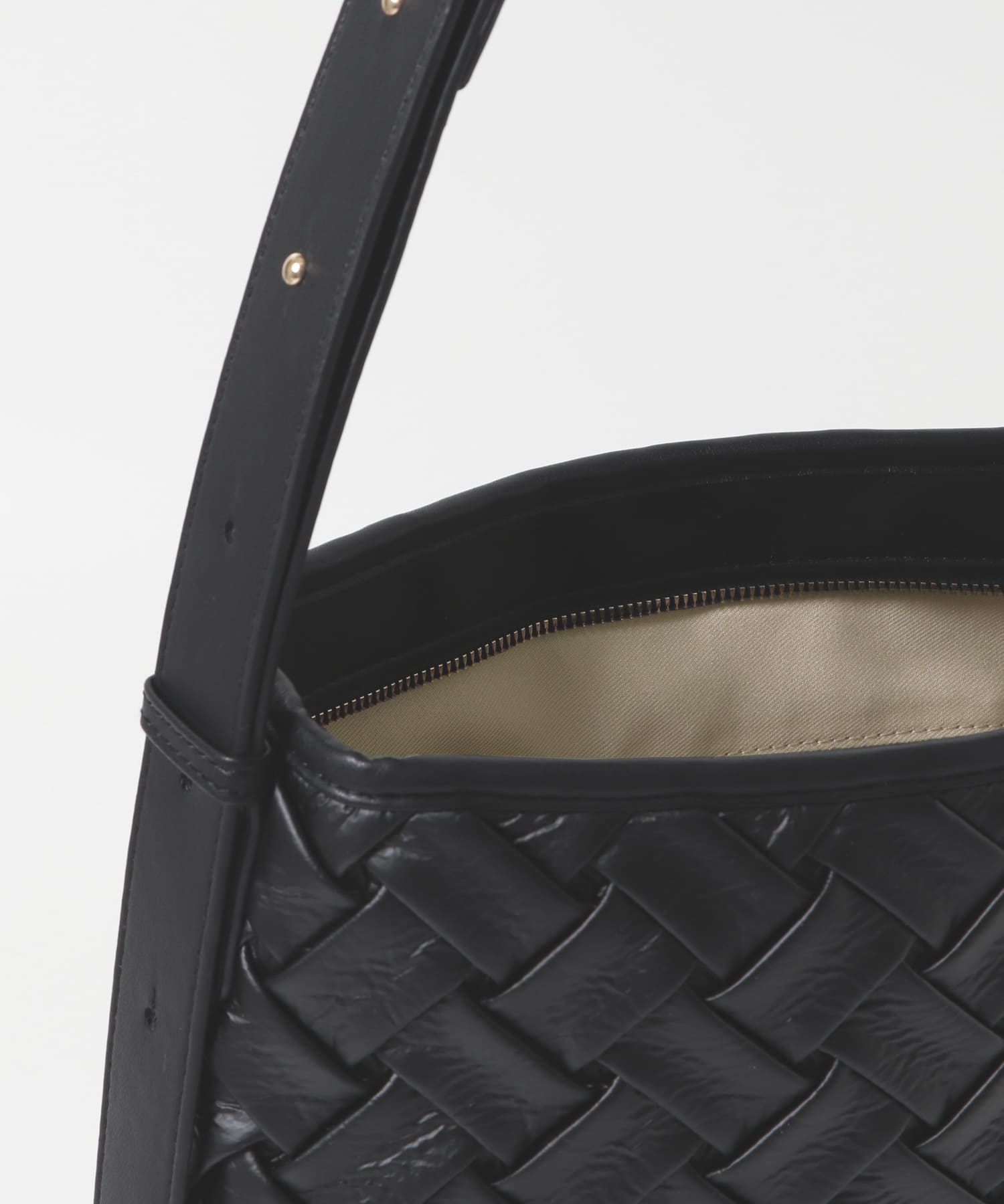 メッシュライクワンハンドルトートバッグ BLACK one