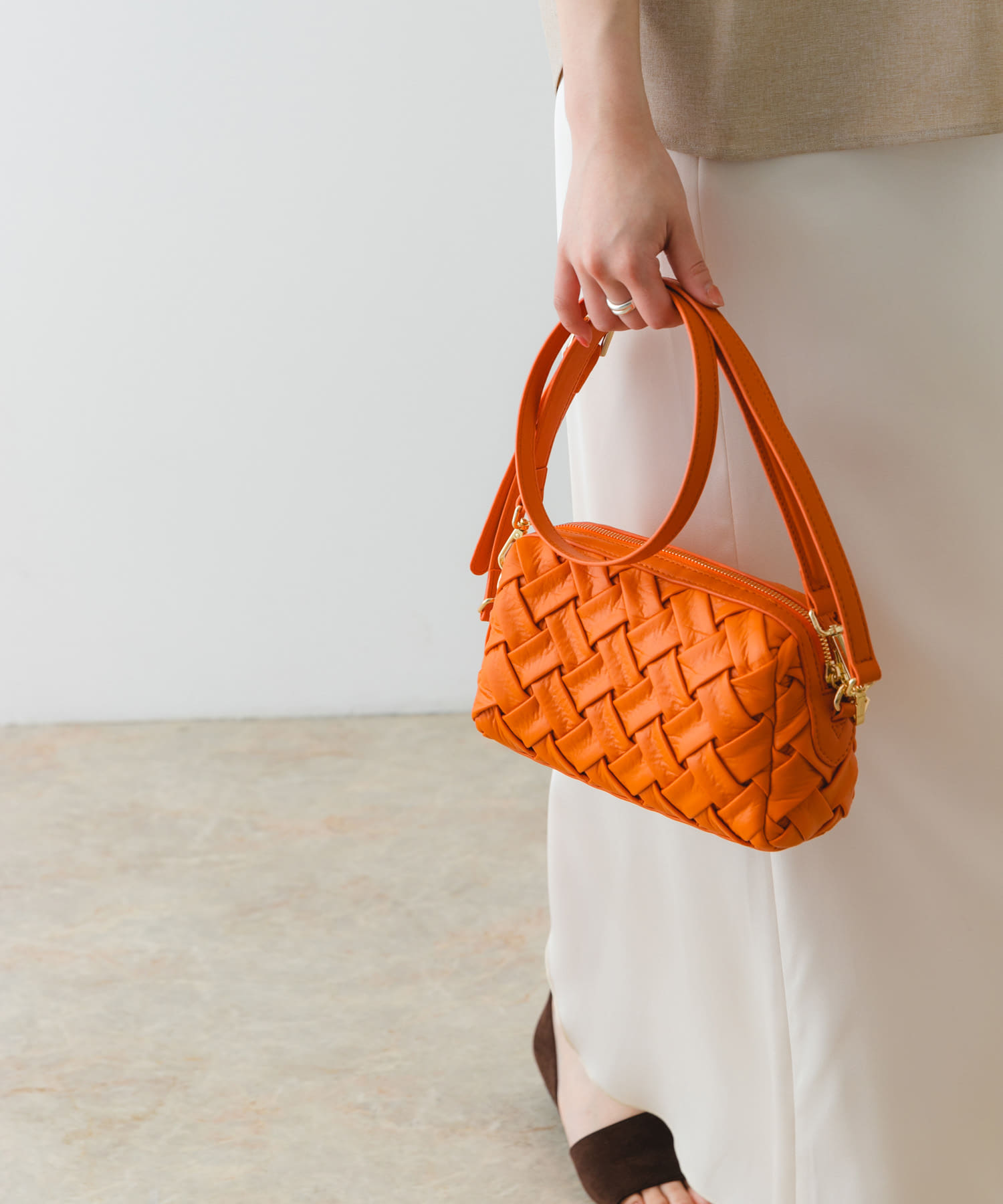 メッシュライクショルダーバッグ ORANGE one
