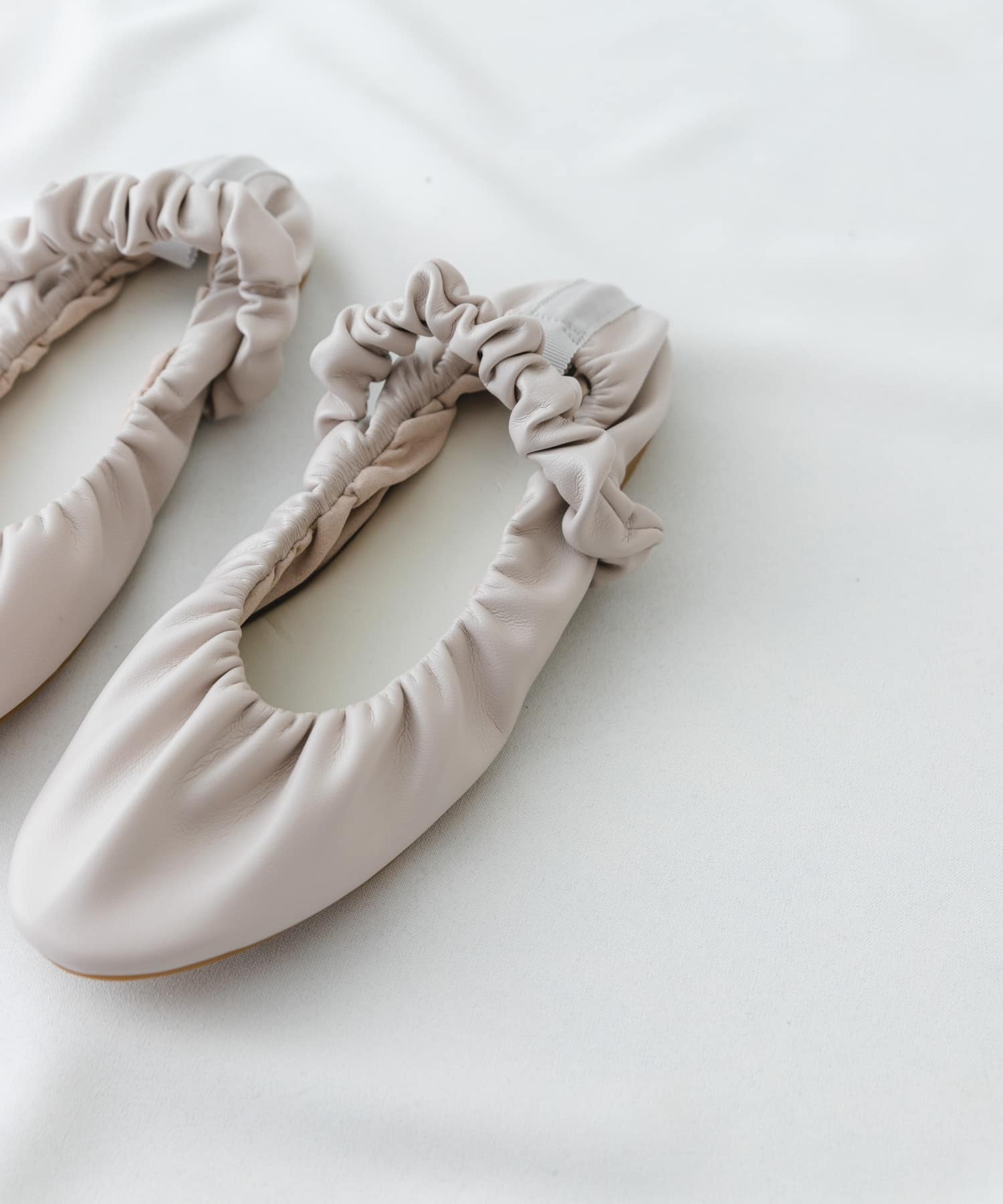 『MADE IN JAPAN』クシュクシュメリージェーン OFF WHITE 36