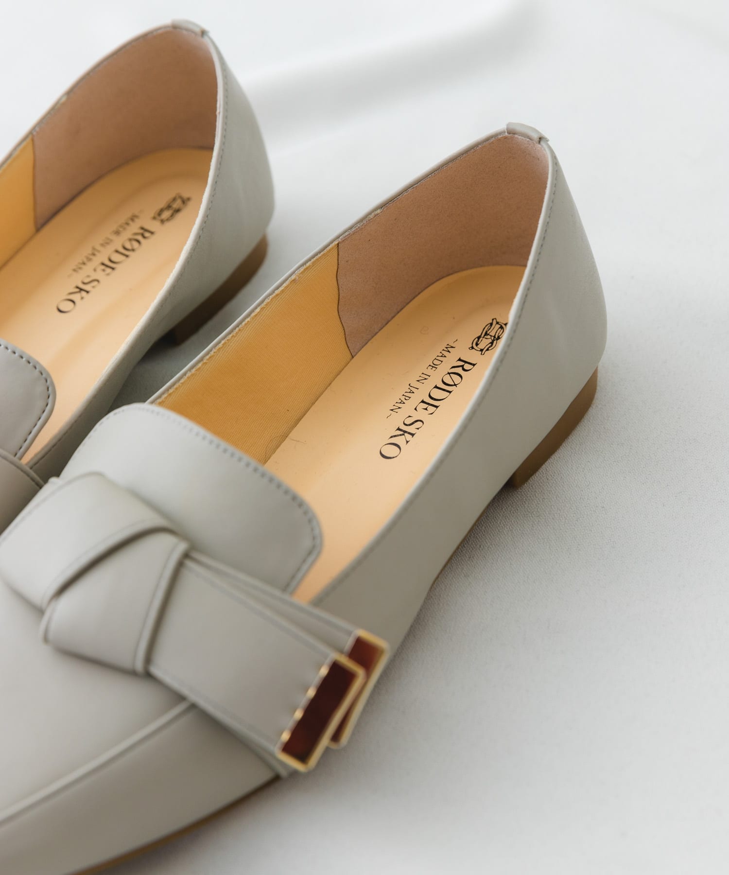 『MADE IN JAPAN』スクエアトゥリボンローファー GRAY 36