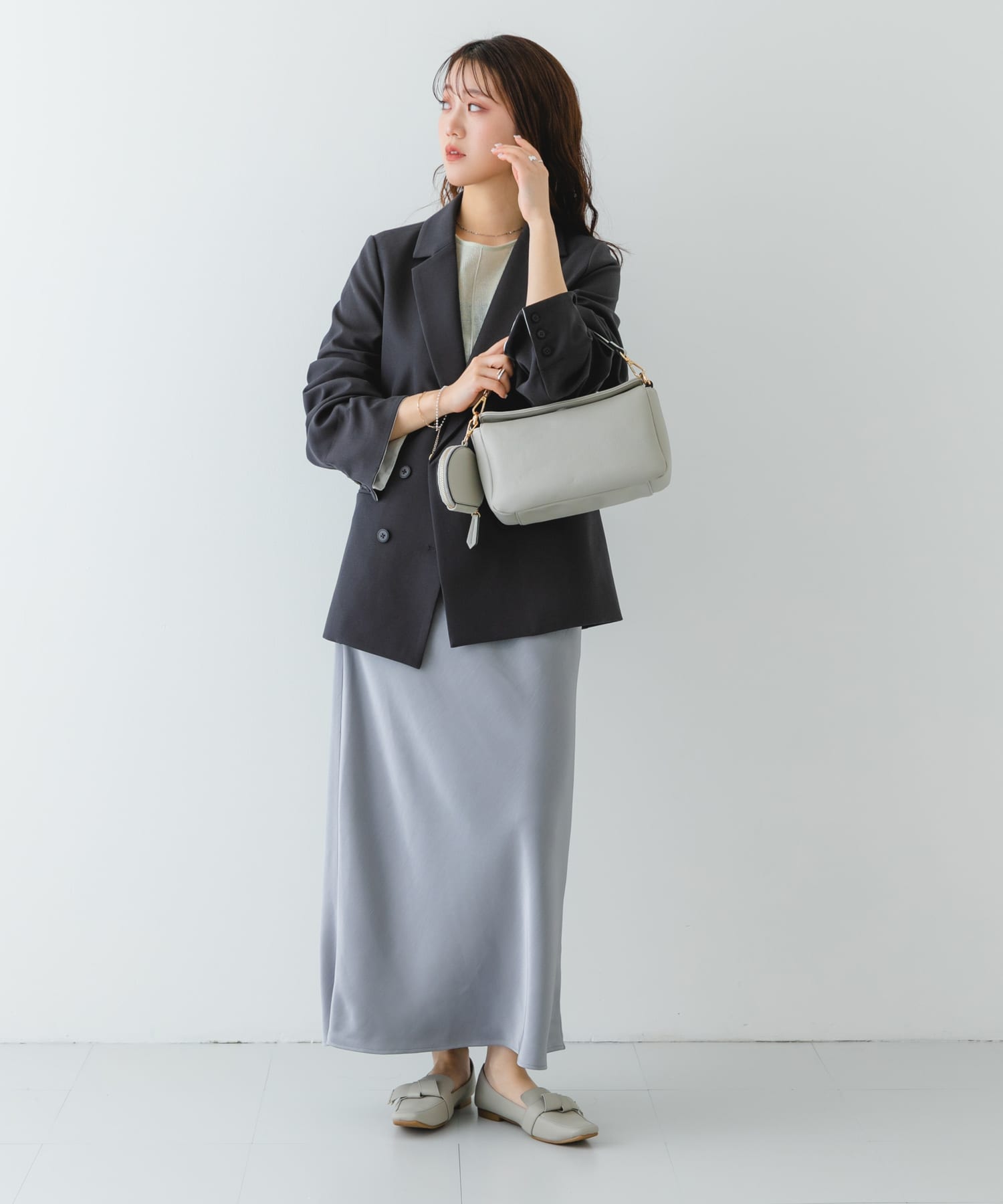 『MADE IN JAPAN』スクエアトゥリボンローファー GRAY 37