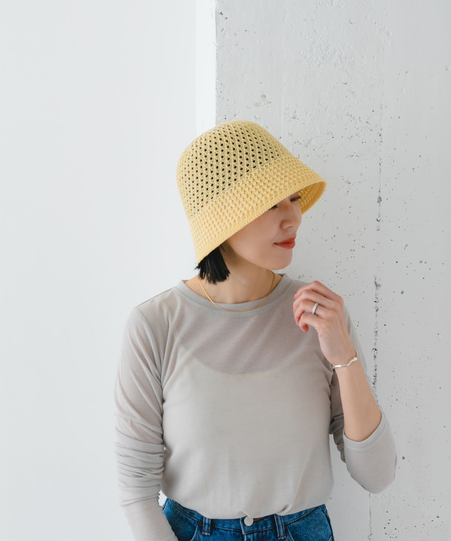 透かし柄ベルハット