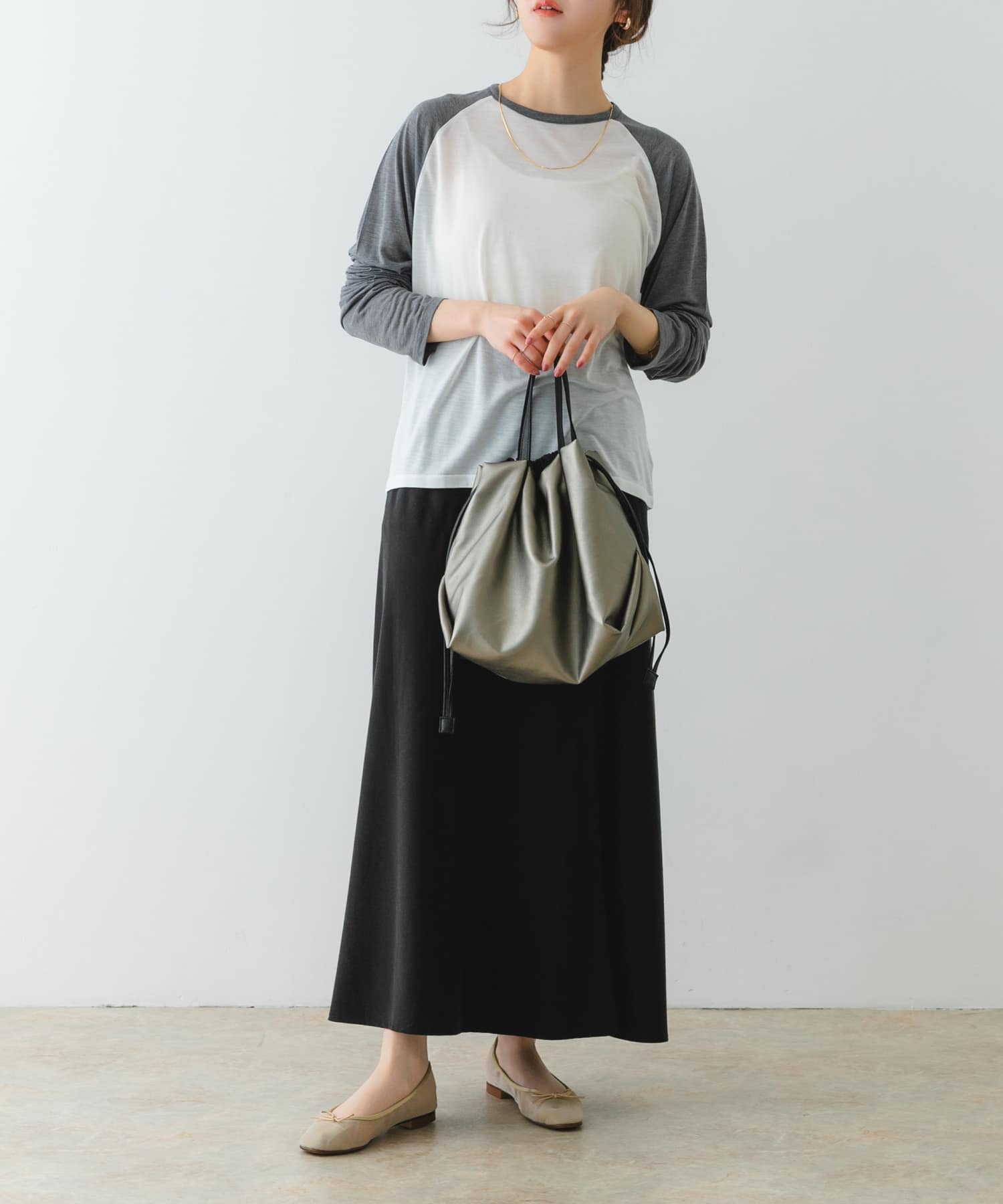 身長：164cm サイズ：37