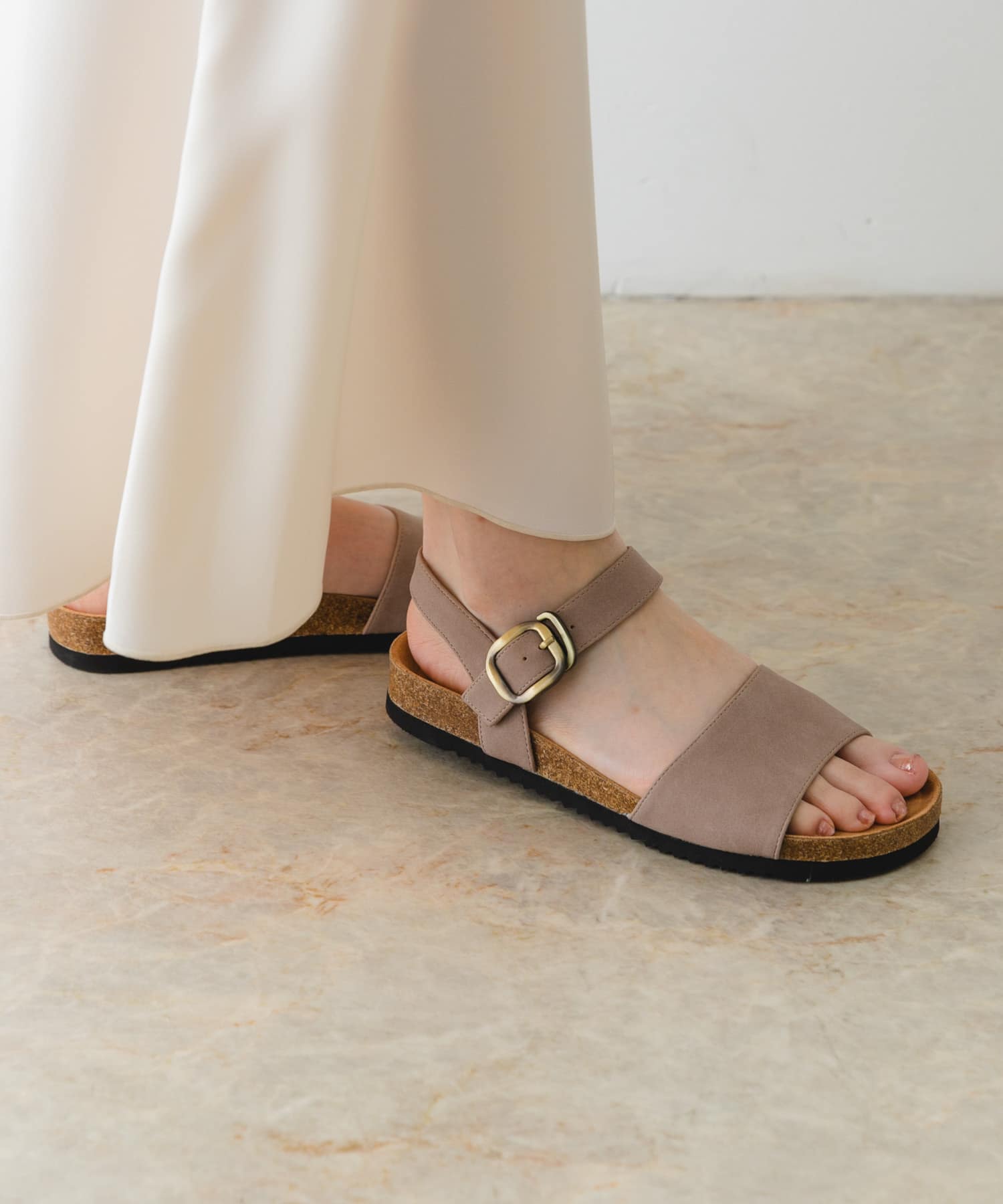 身長：164cm サイズ：38