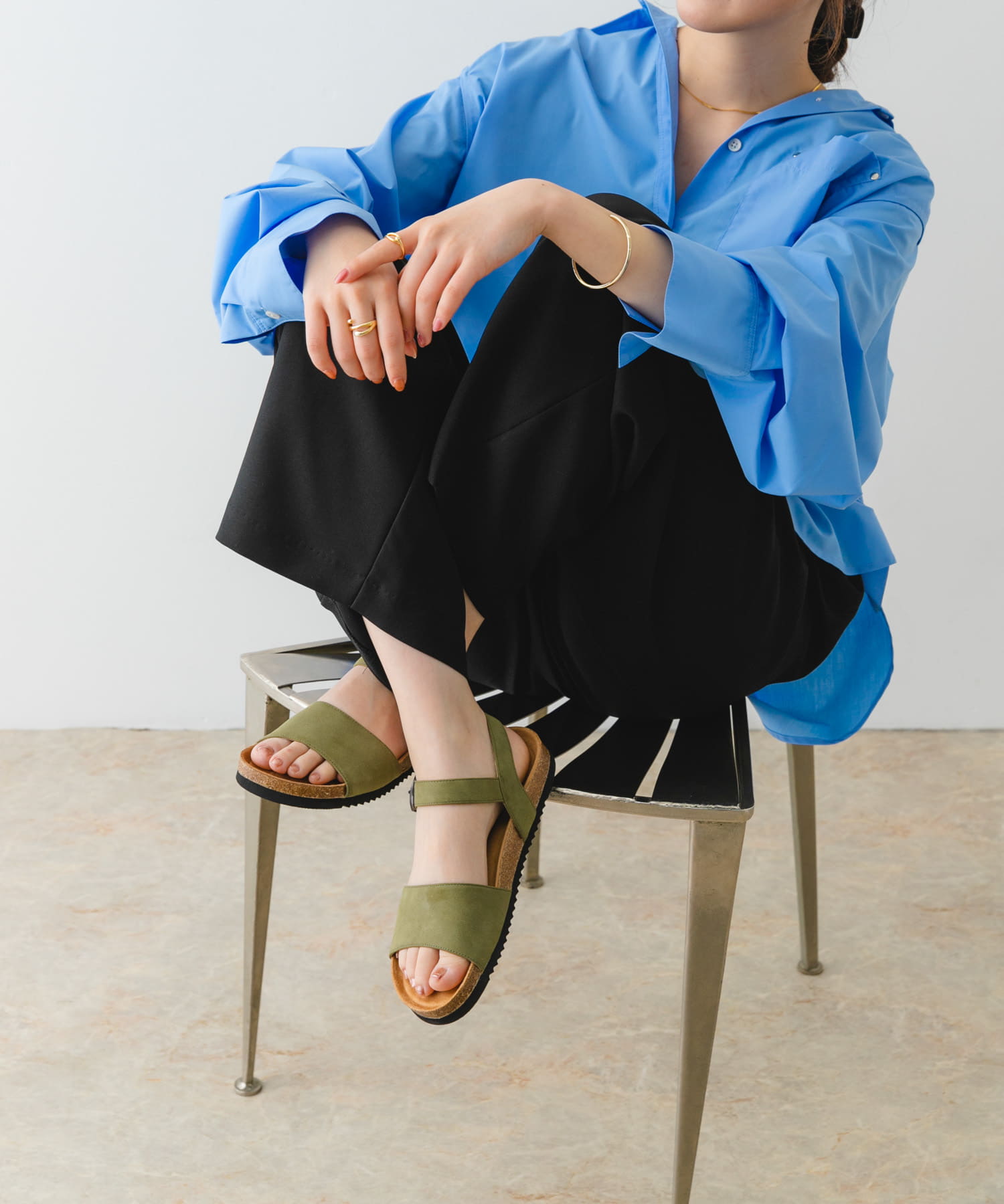 身長：164cm サイズ：38