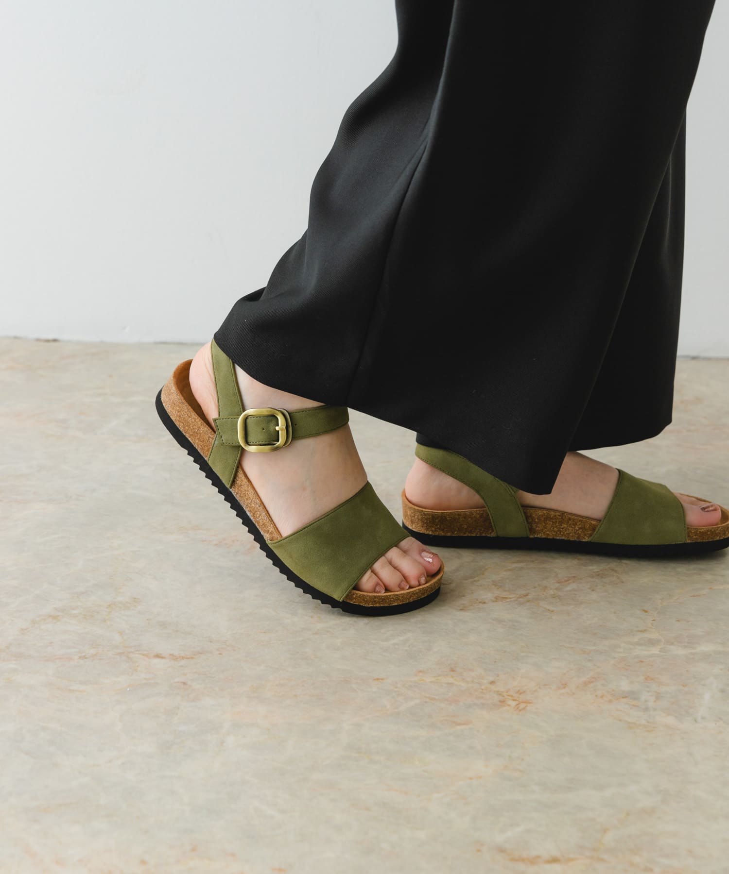 身長：164cm サイズ：38