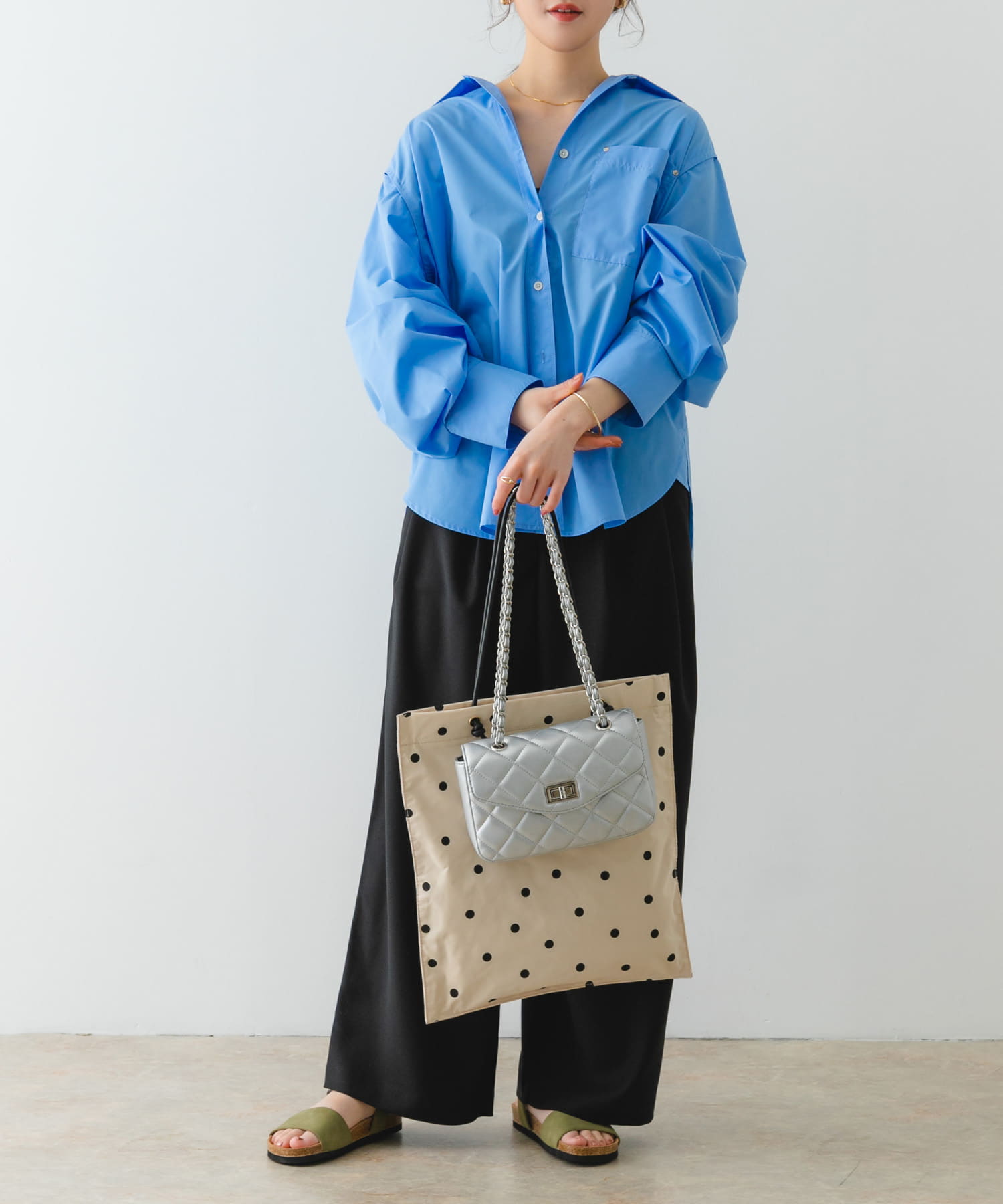 身長：164cm サイズ：38