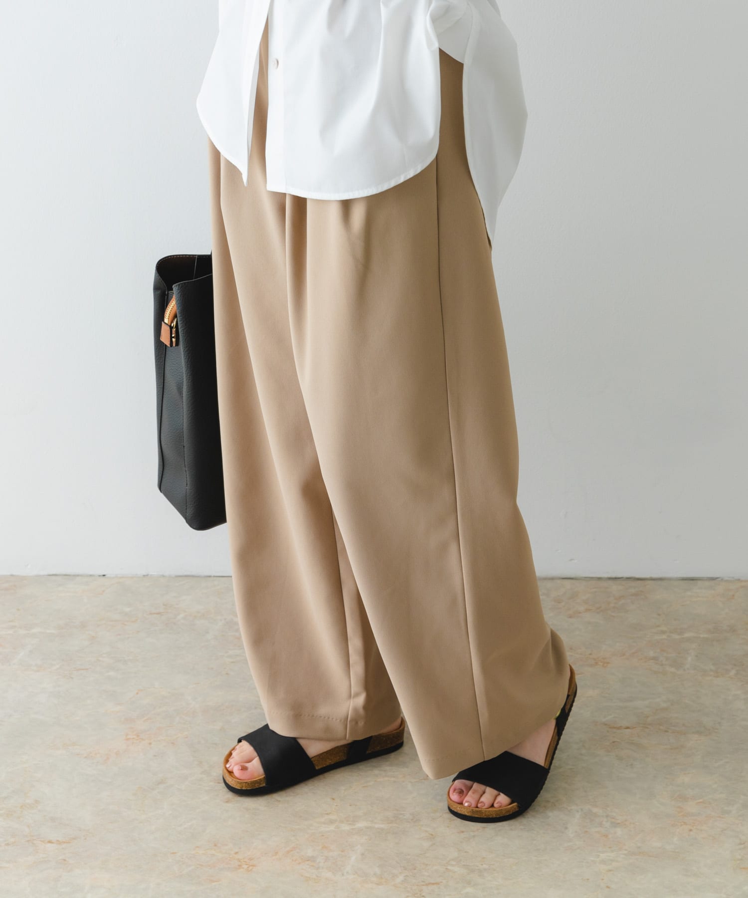 身長：164cm サイズ：38