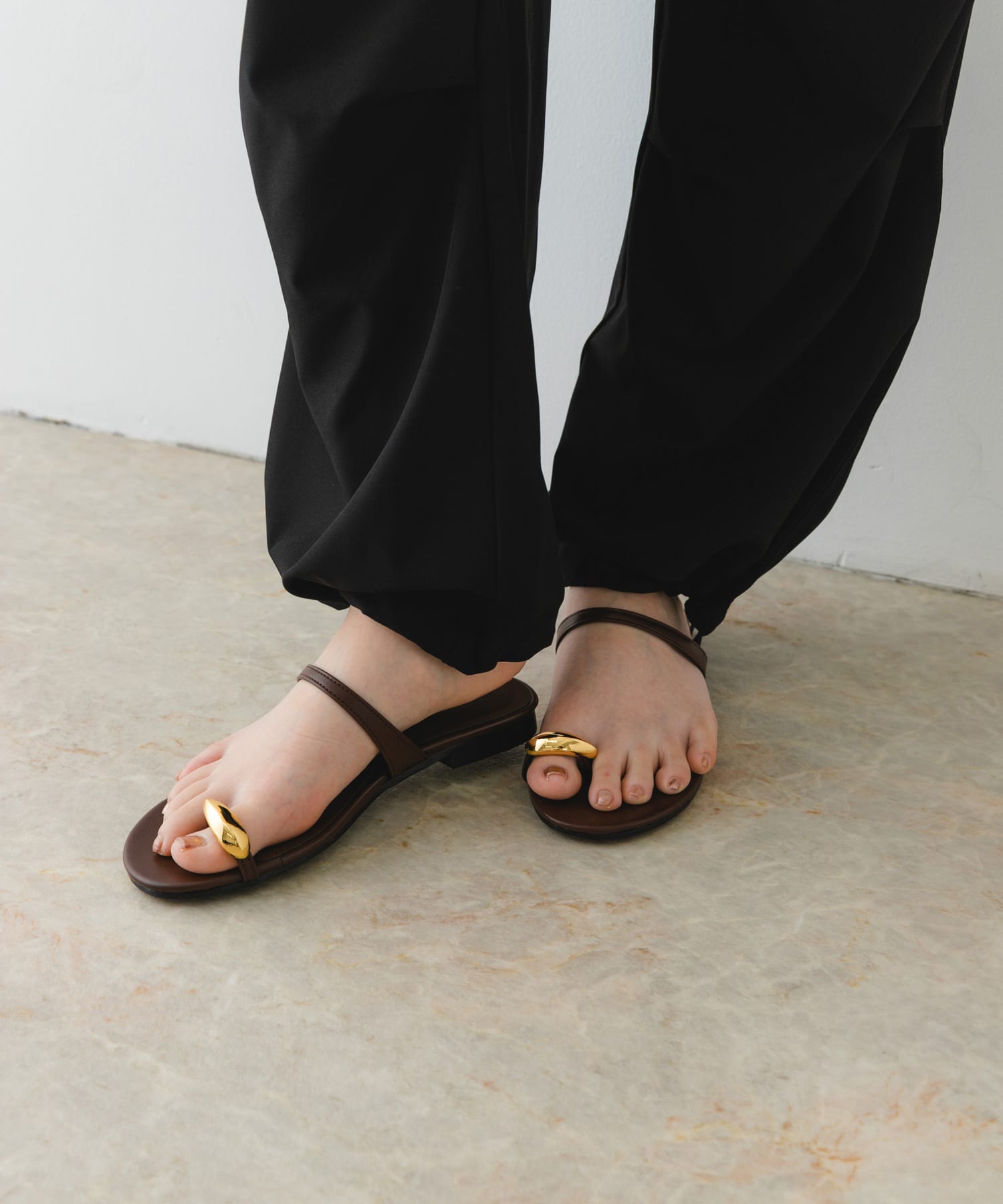 『MADE IN JAPAN』メタルフラットサンダル BROWN 37