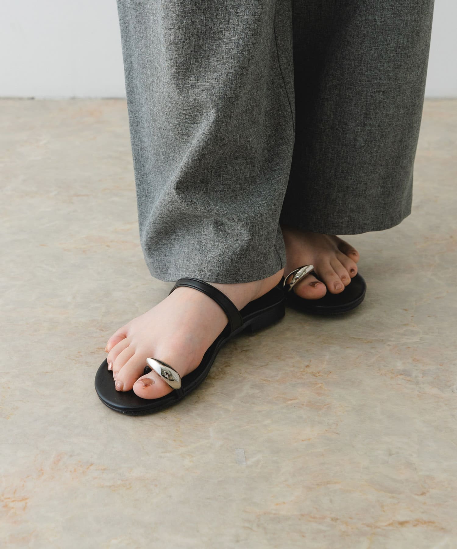 『MADE IN JAPAN』メタルフラットサンダル BLACK 37