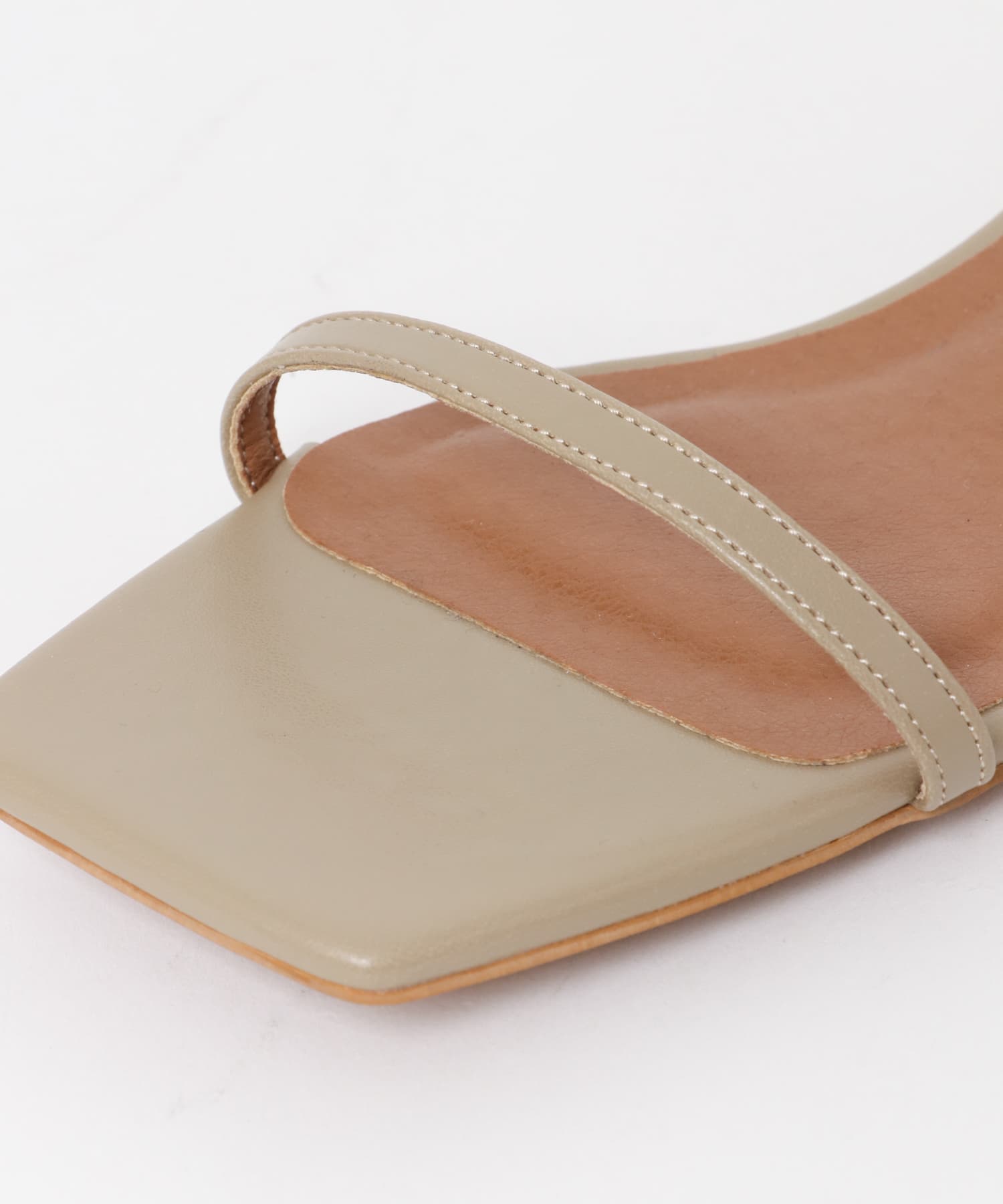 LIGHT GRAY