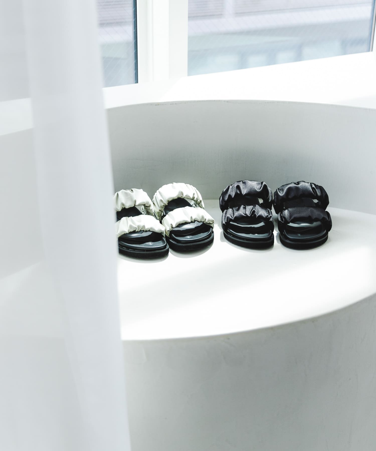 ギャザースライドサンダル LIGHT GRAY 36