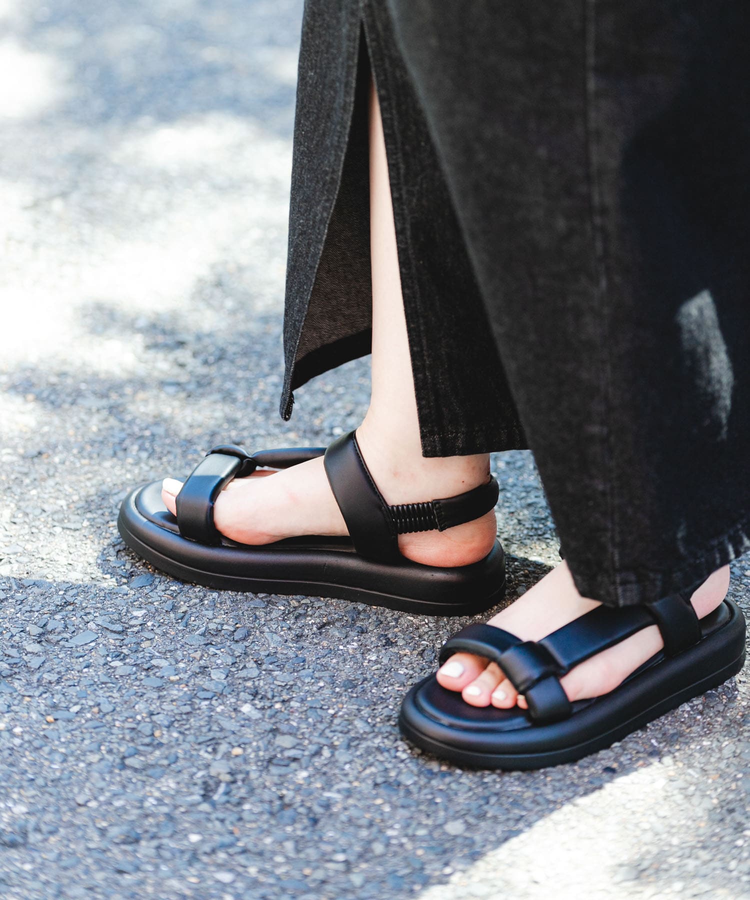 ストラップパフサンダル BLACK 36