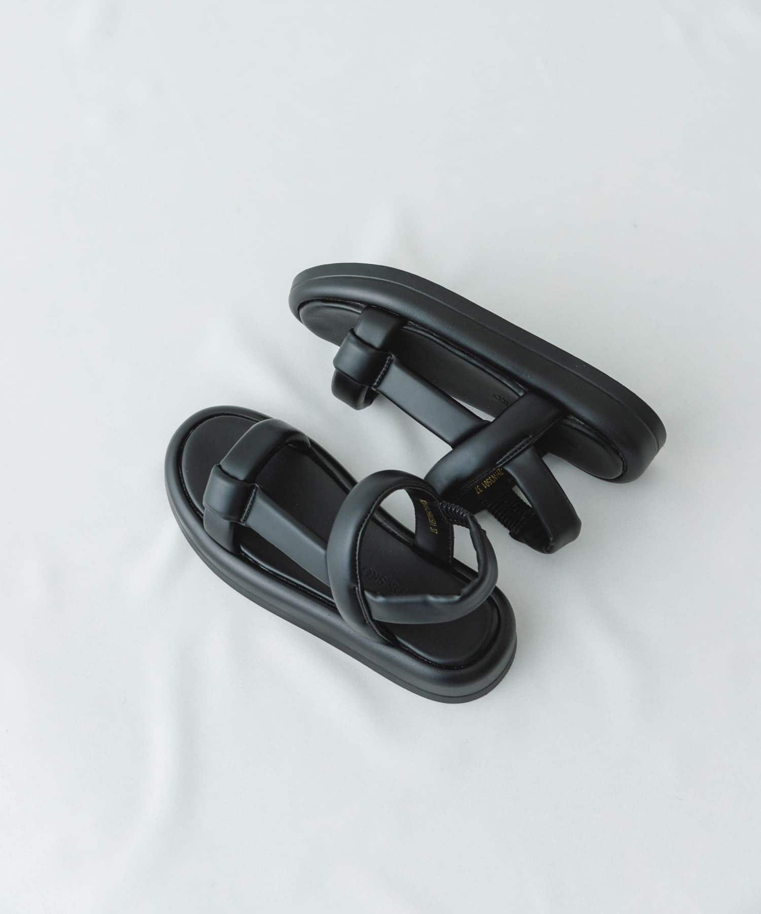 ストラップパフサンダル BLACK 37