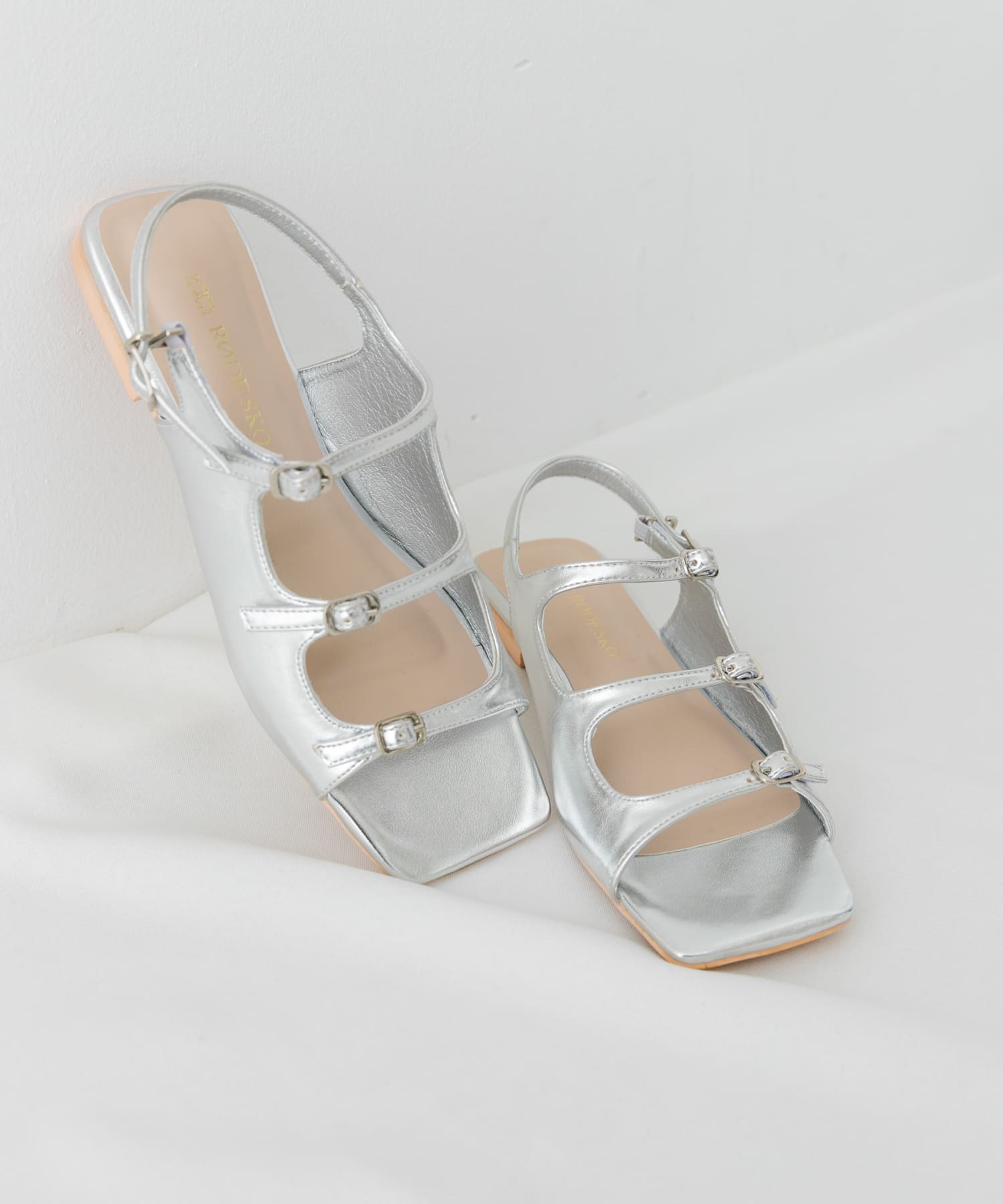 ベルトフラットサンダル SILVER 36