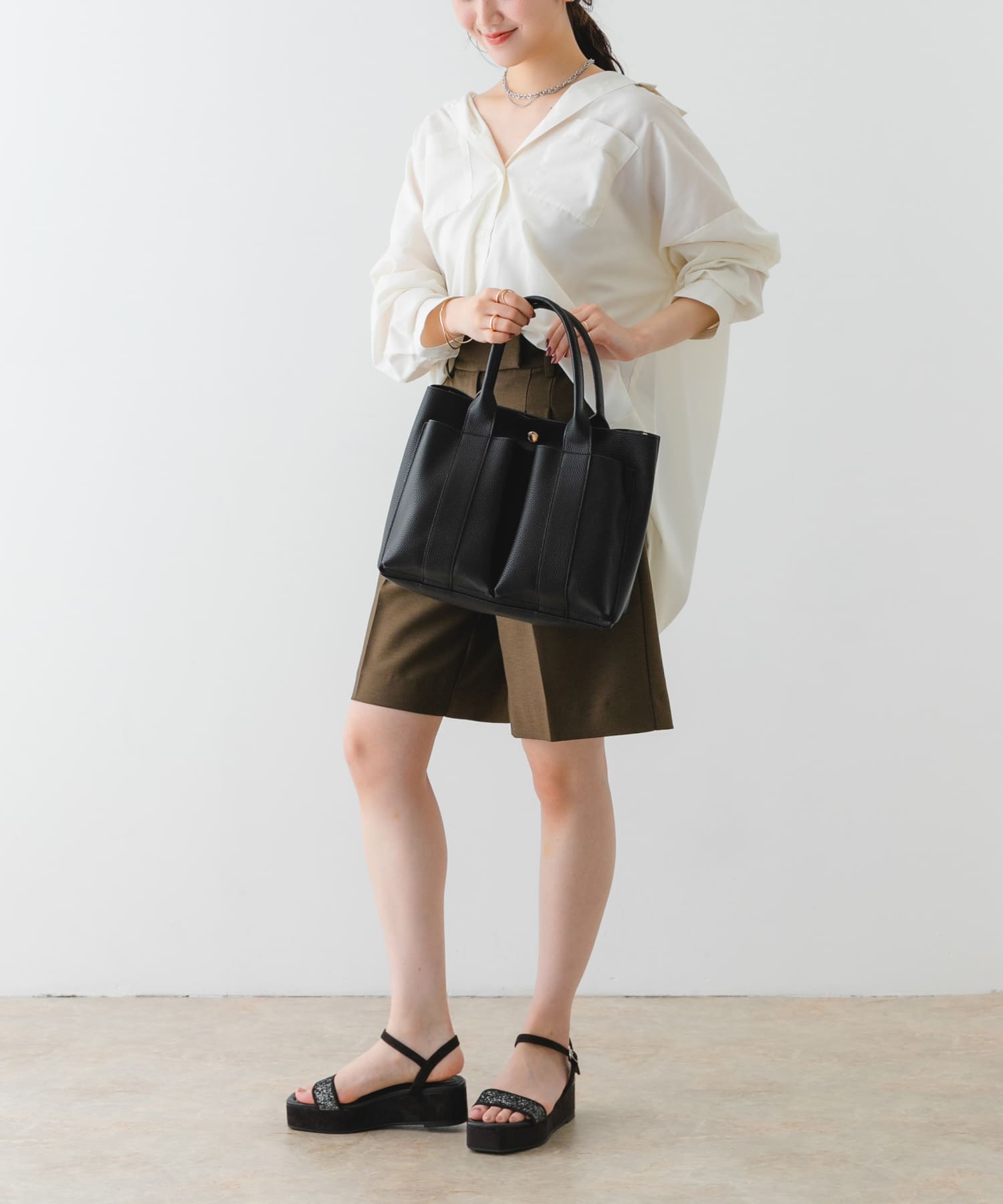 身長：164cm サイズ：37