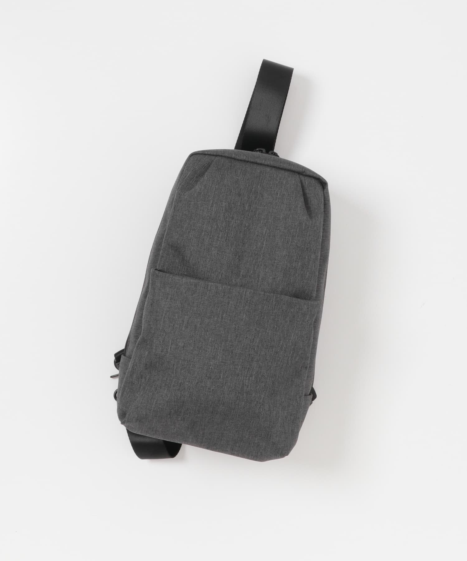 撥水タックスクエアボディバッグ CHARCOAL one