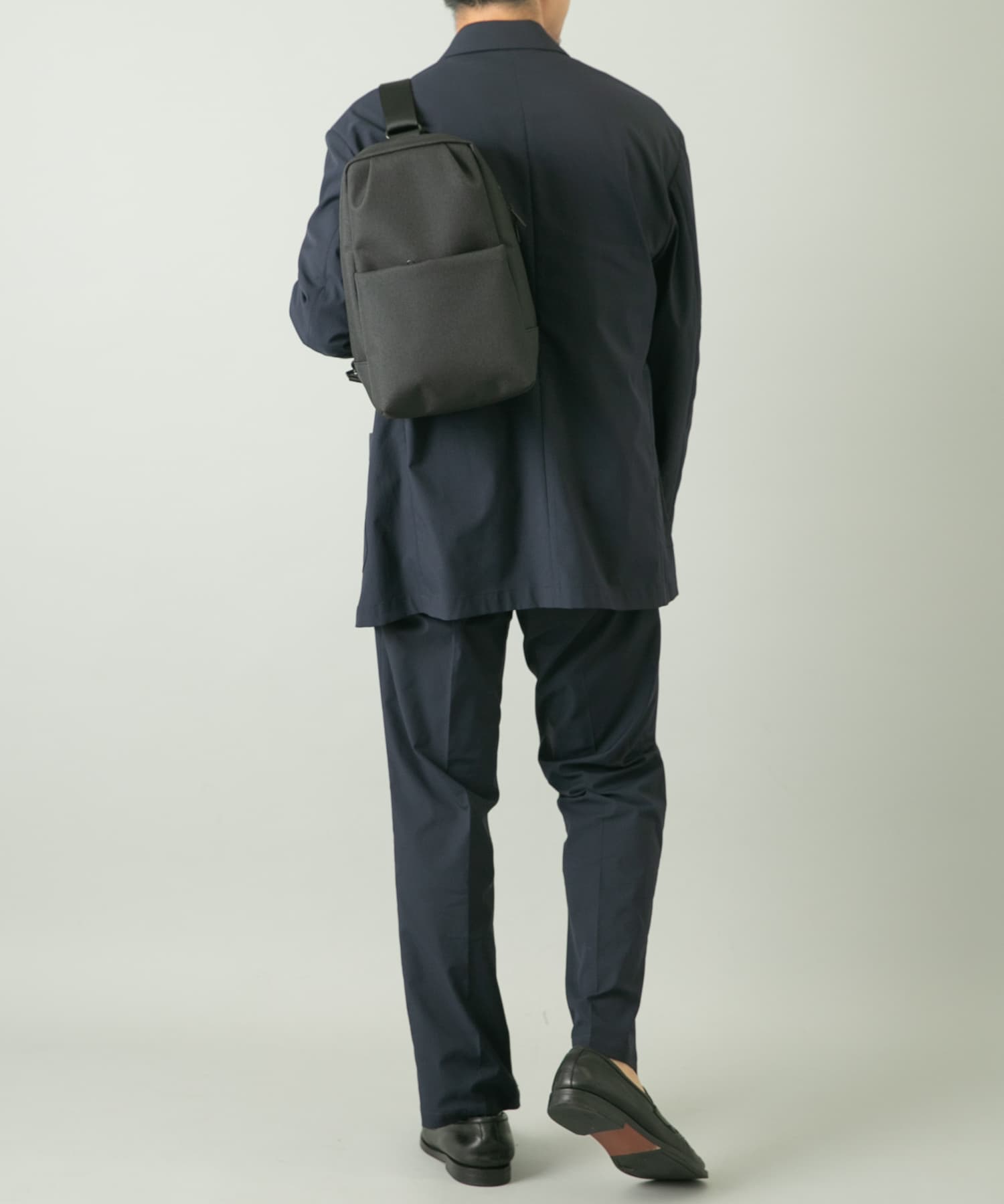 撥水タックスクエアボディバッグ BLACK one