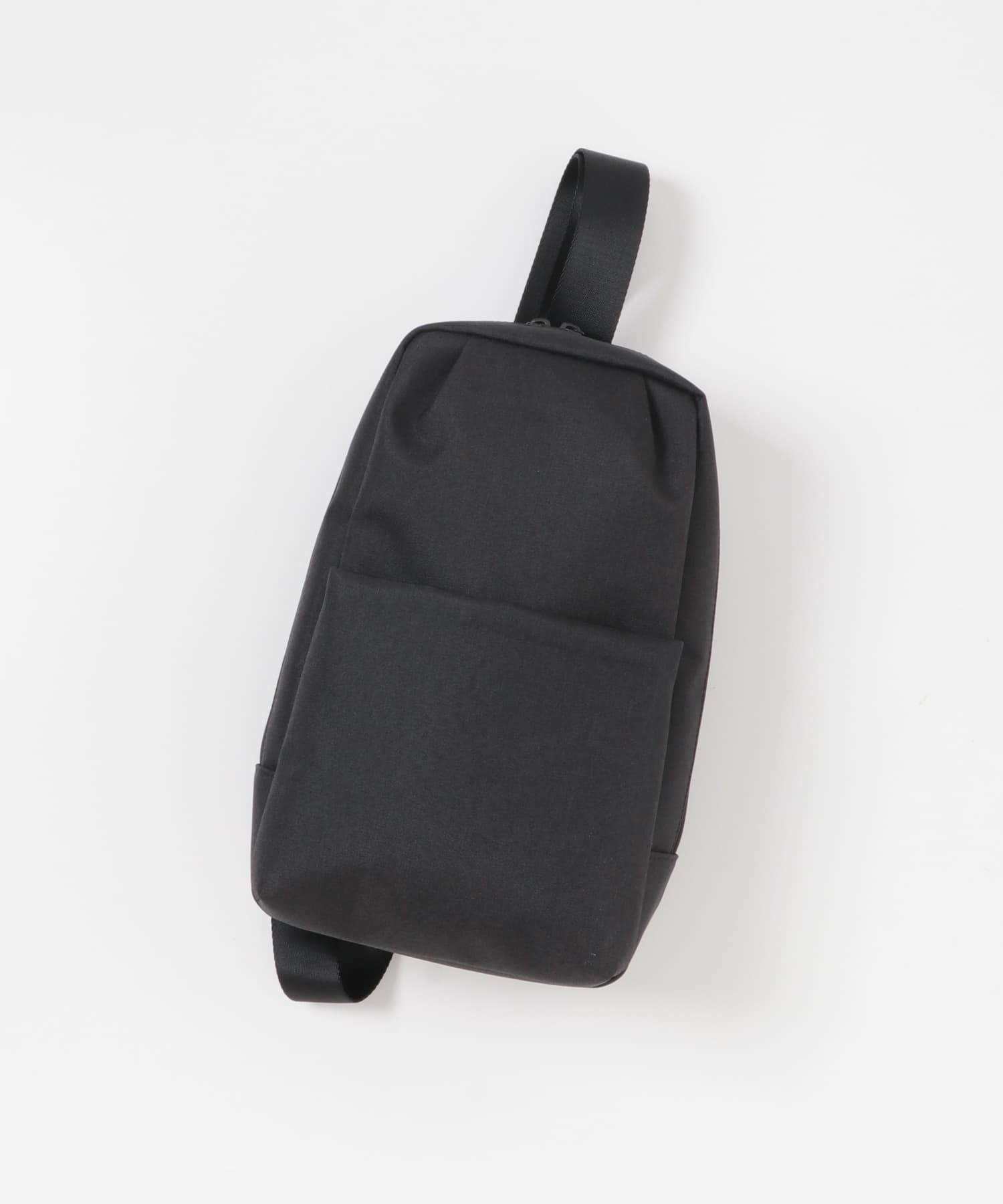 撥水タックスクエアボディバッグ BLACK one
