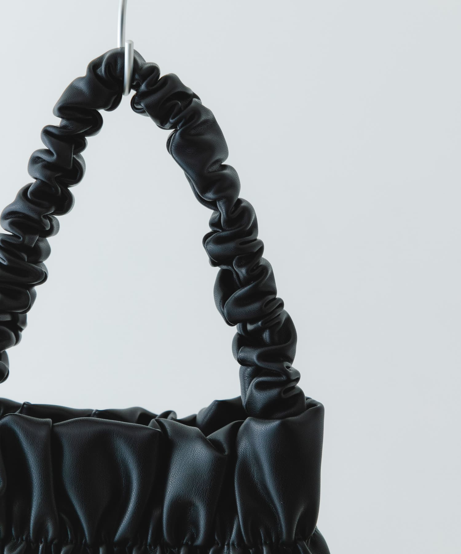 ダブルギャザーバッグ BLACK one