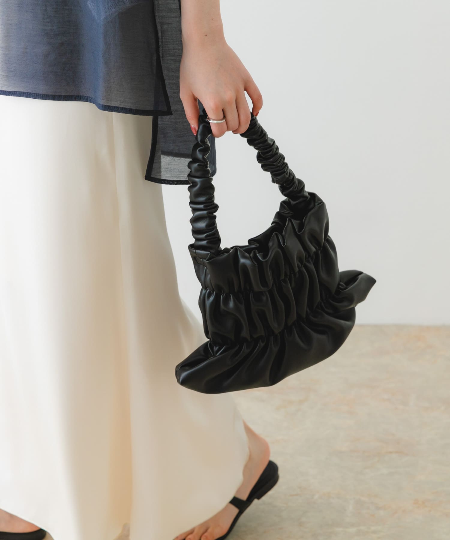 ダブルギャザーバッグ BLACK one