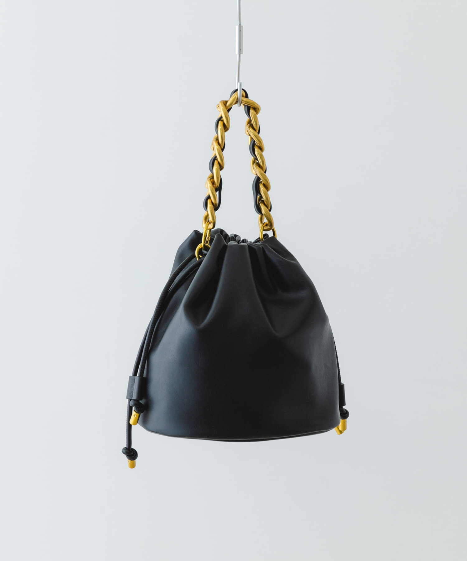 ビッグチェーンバッグ BLACK one