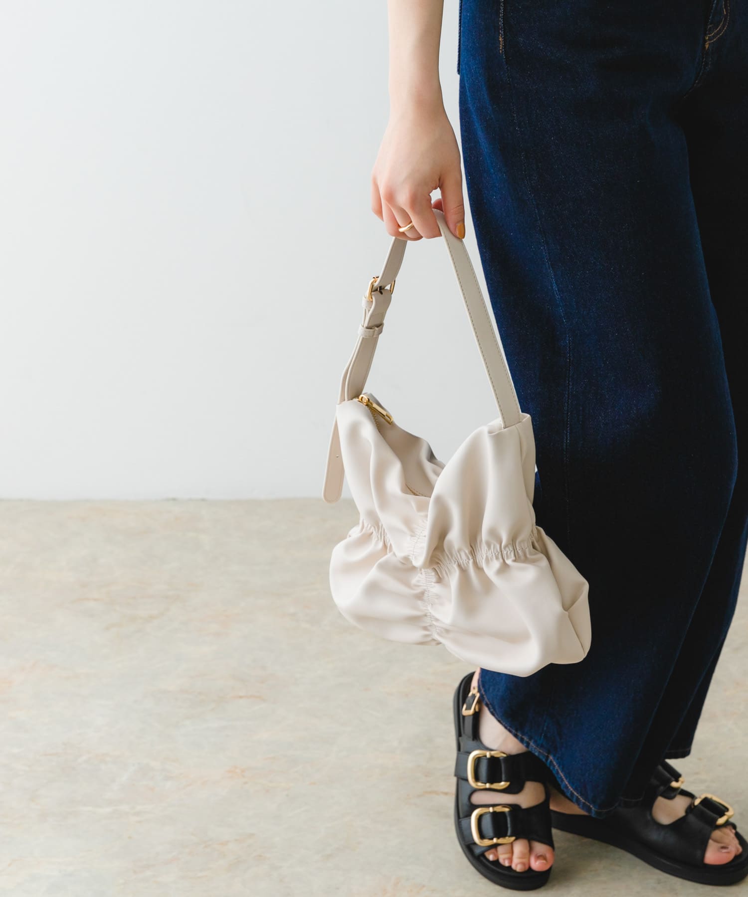 シャーリングワンハンドルバッグ OFF one