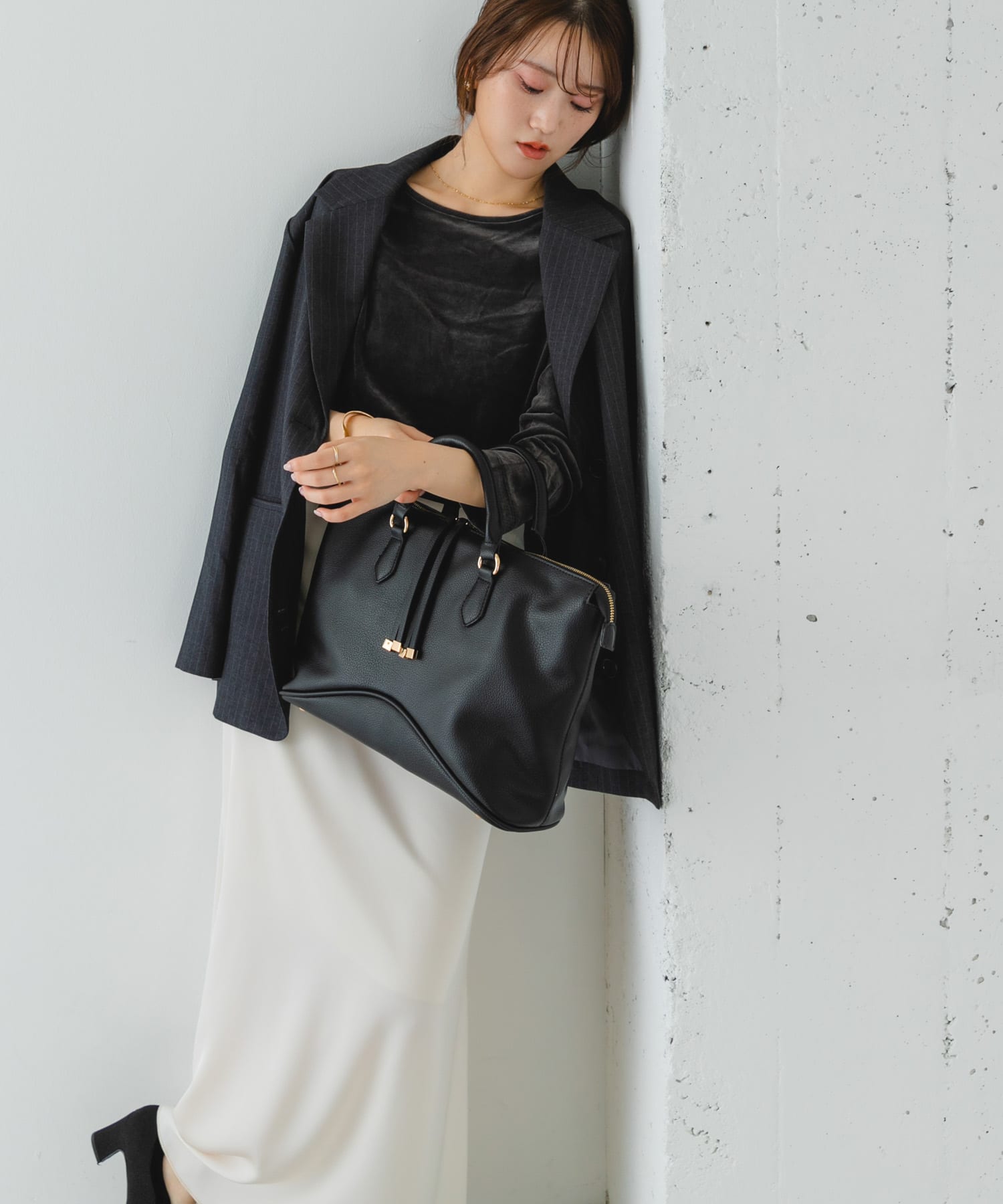 メタルストラップボストンバッグ BLACK one