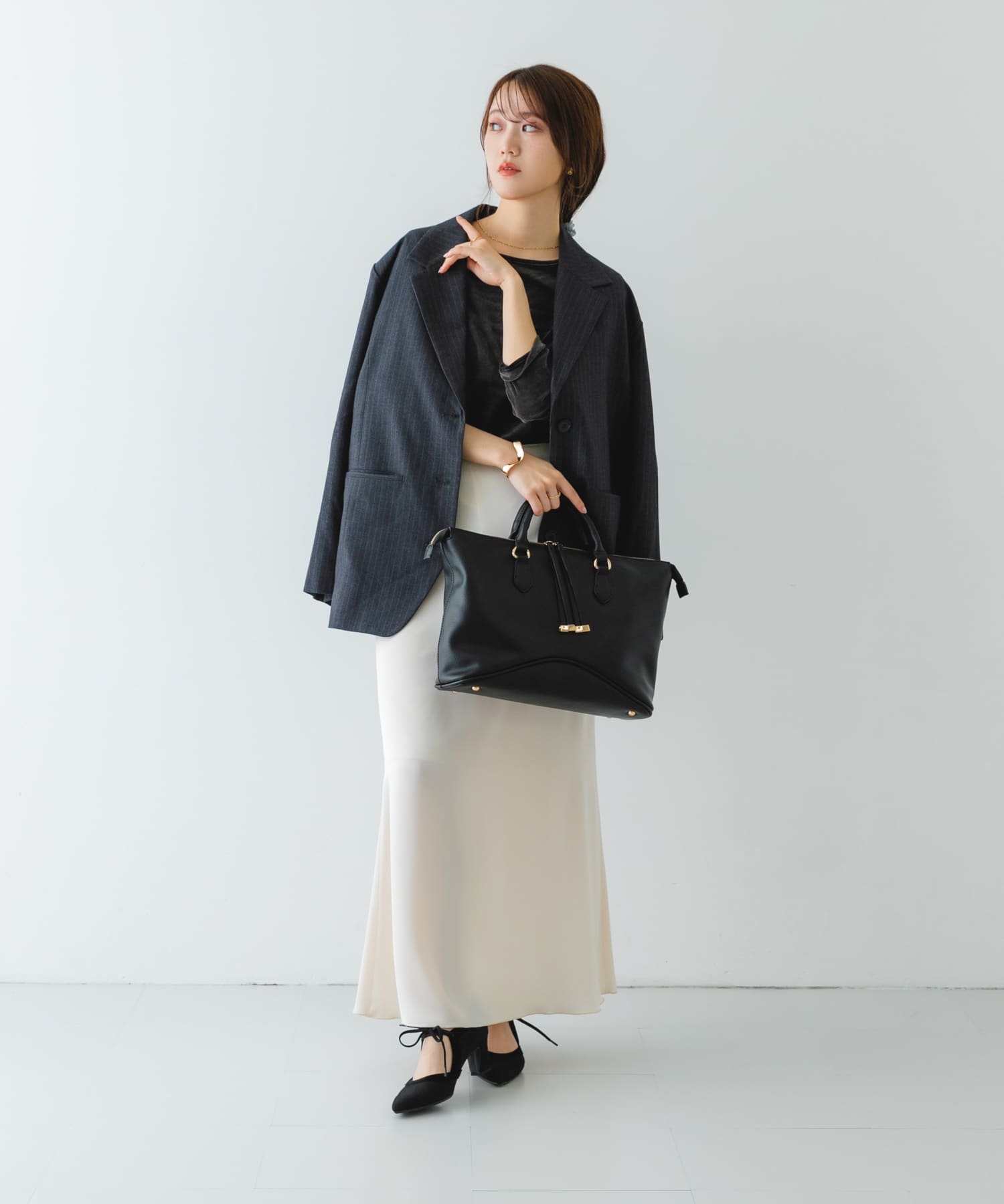 メタルストラップボストンバッグ BLACK one