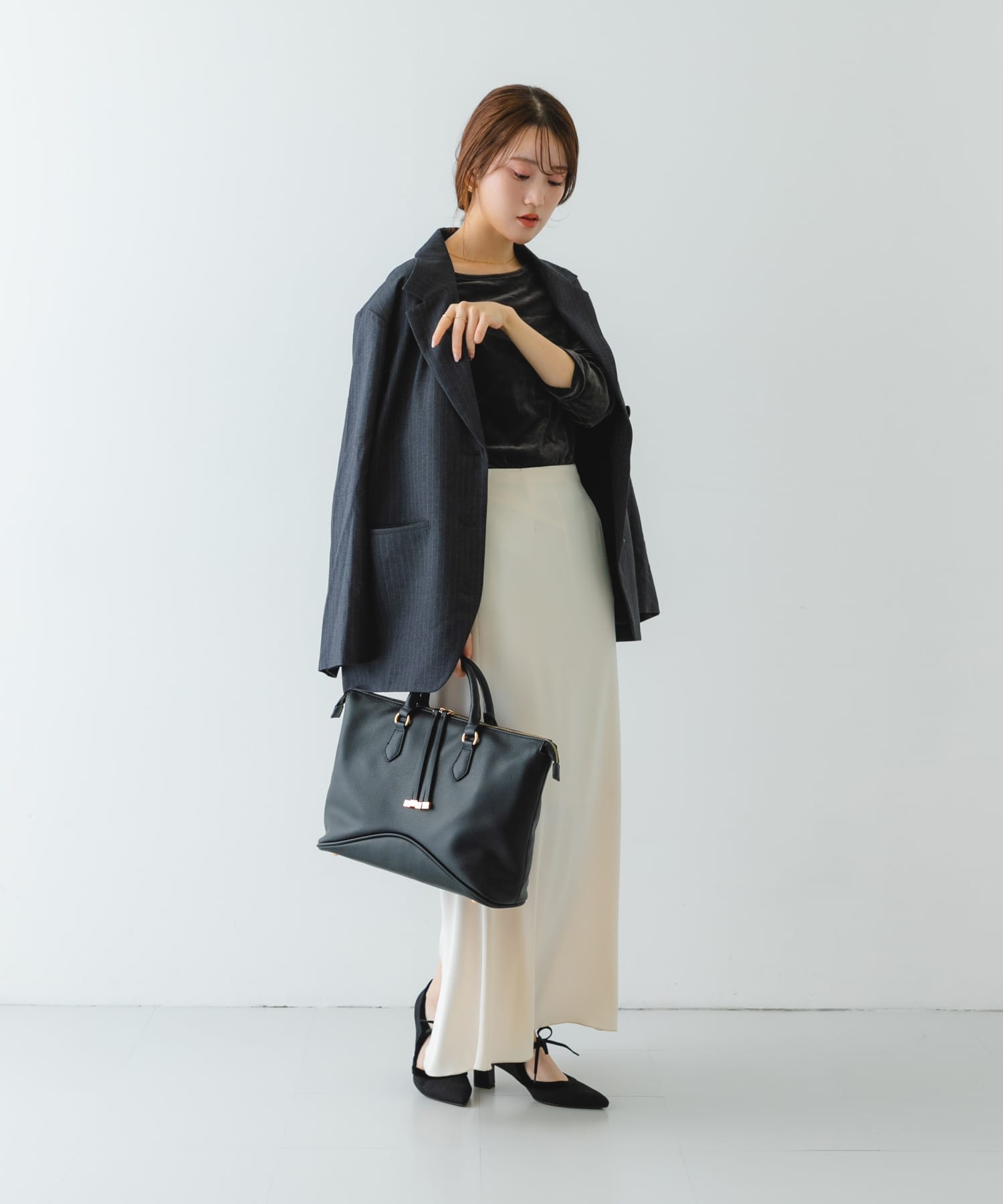 メタルストラップボストンバッグ BLACK one