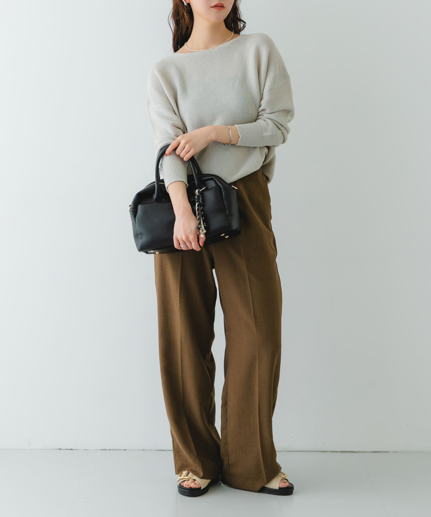 プレーンボストンバッグ BLACK one