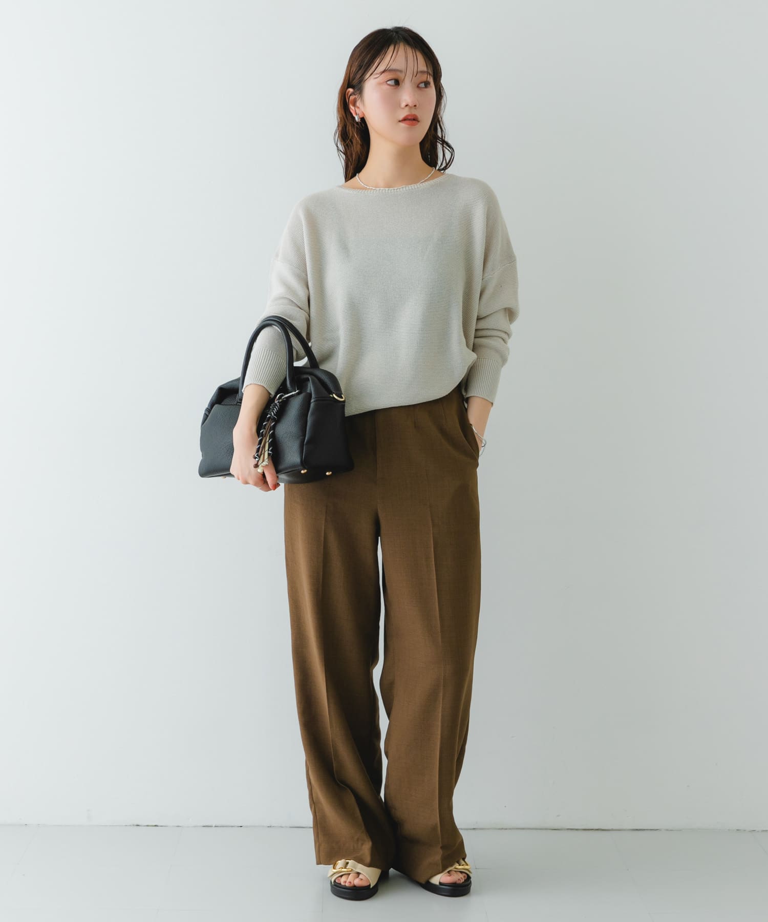 プレーンボストンバッグ BLACK one