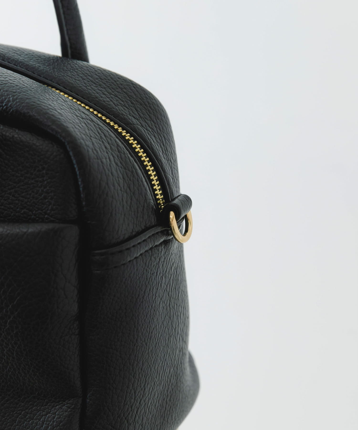 プレーンボストンバッグ BLACK one