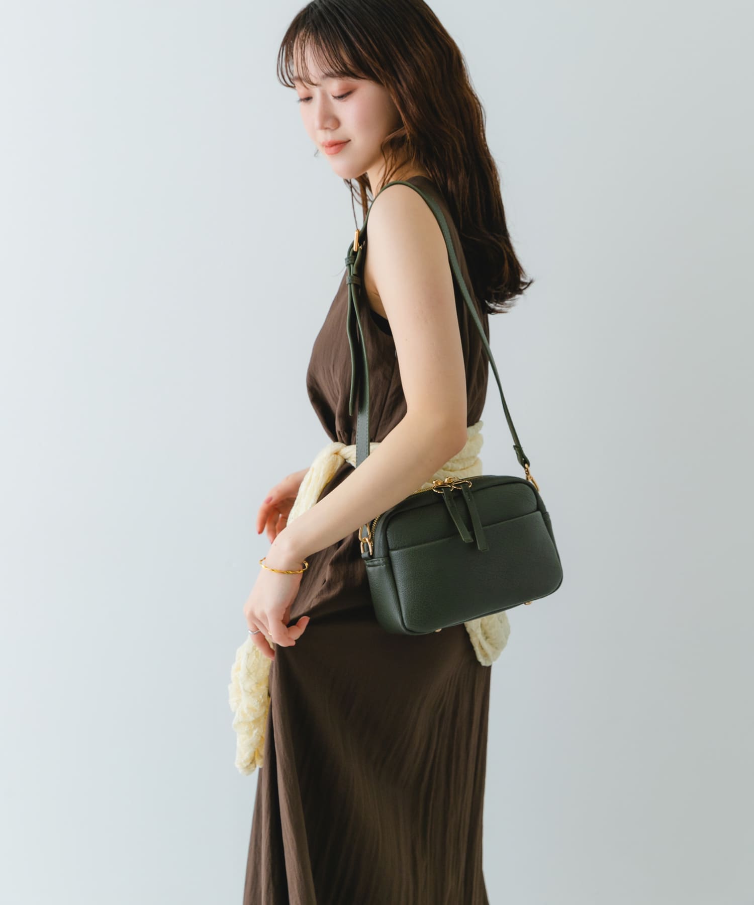 KHAKI