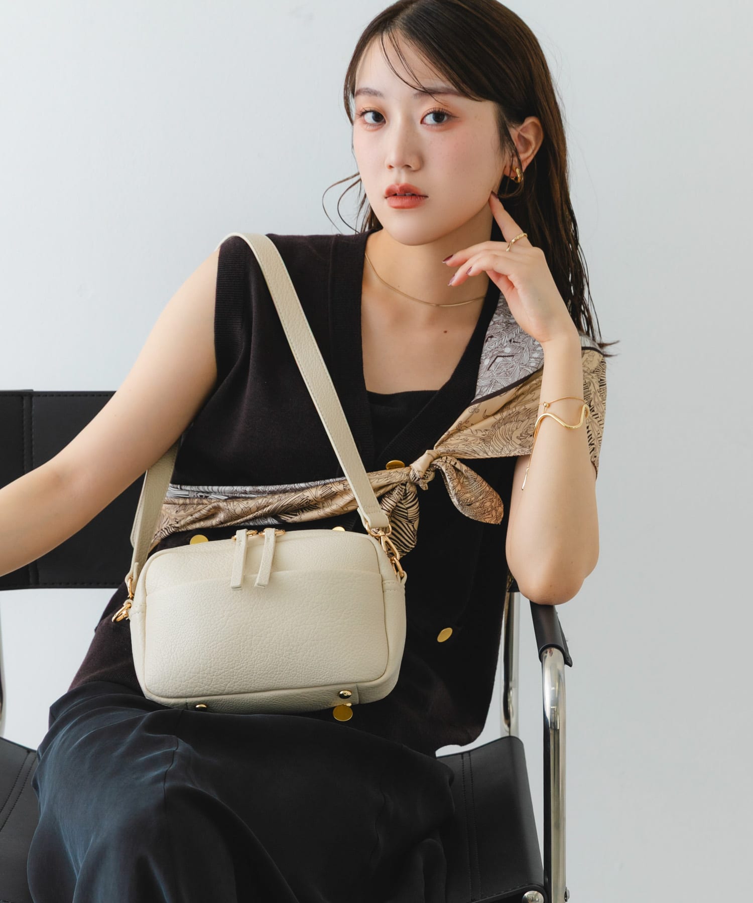 プレーンショルダーバッグ IVORY one