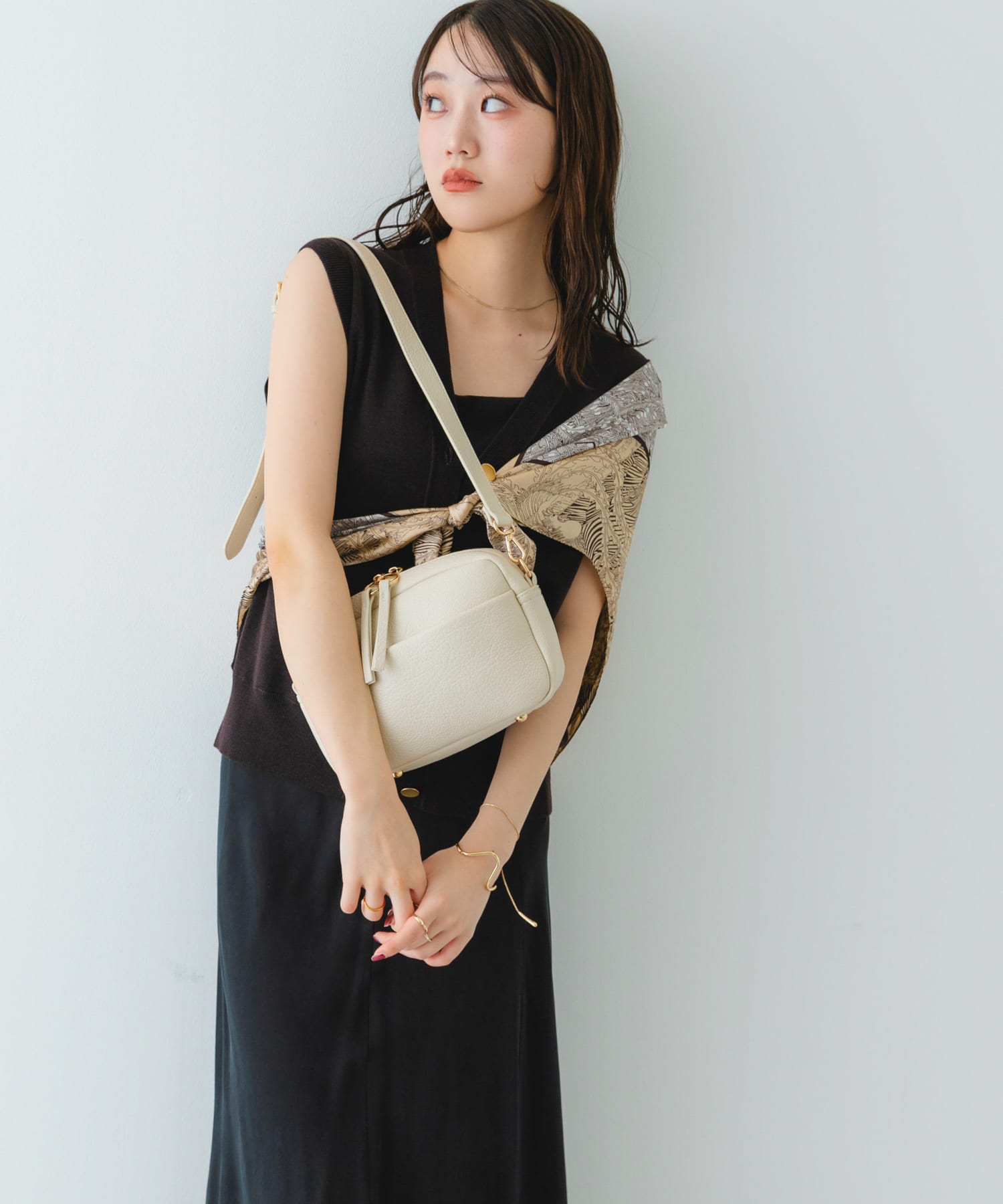 プレーンショルダーバッグ IVORY one