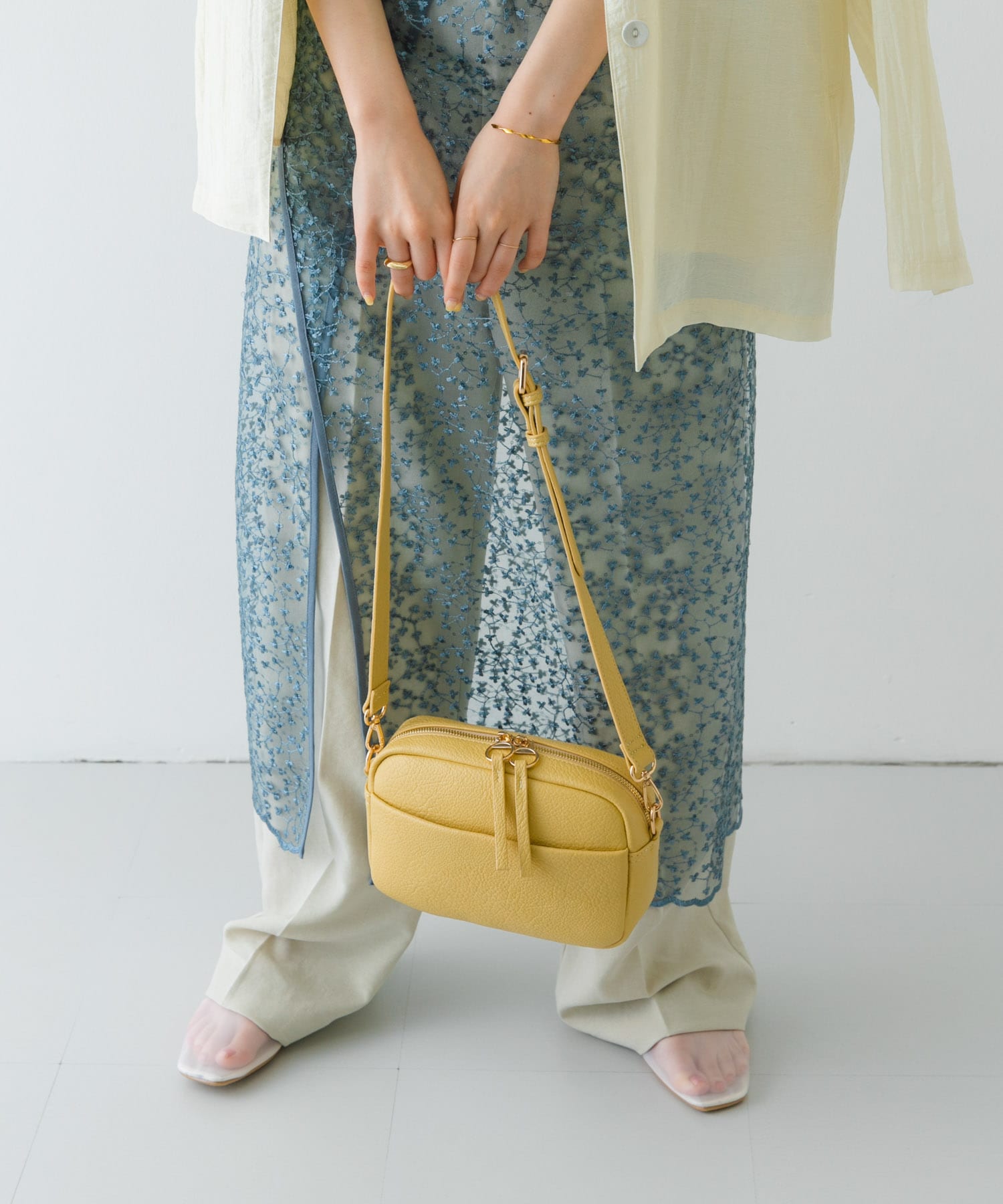 プレーンショルダーバッグ LEMON one