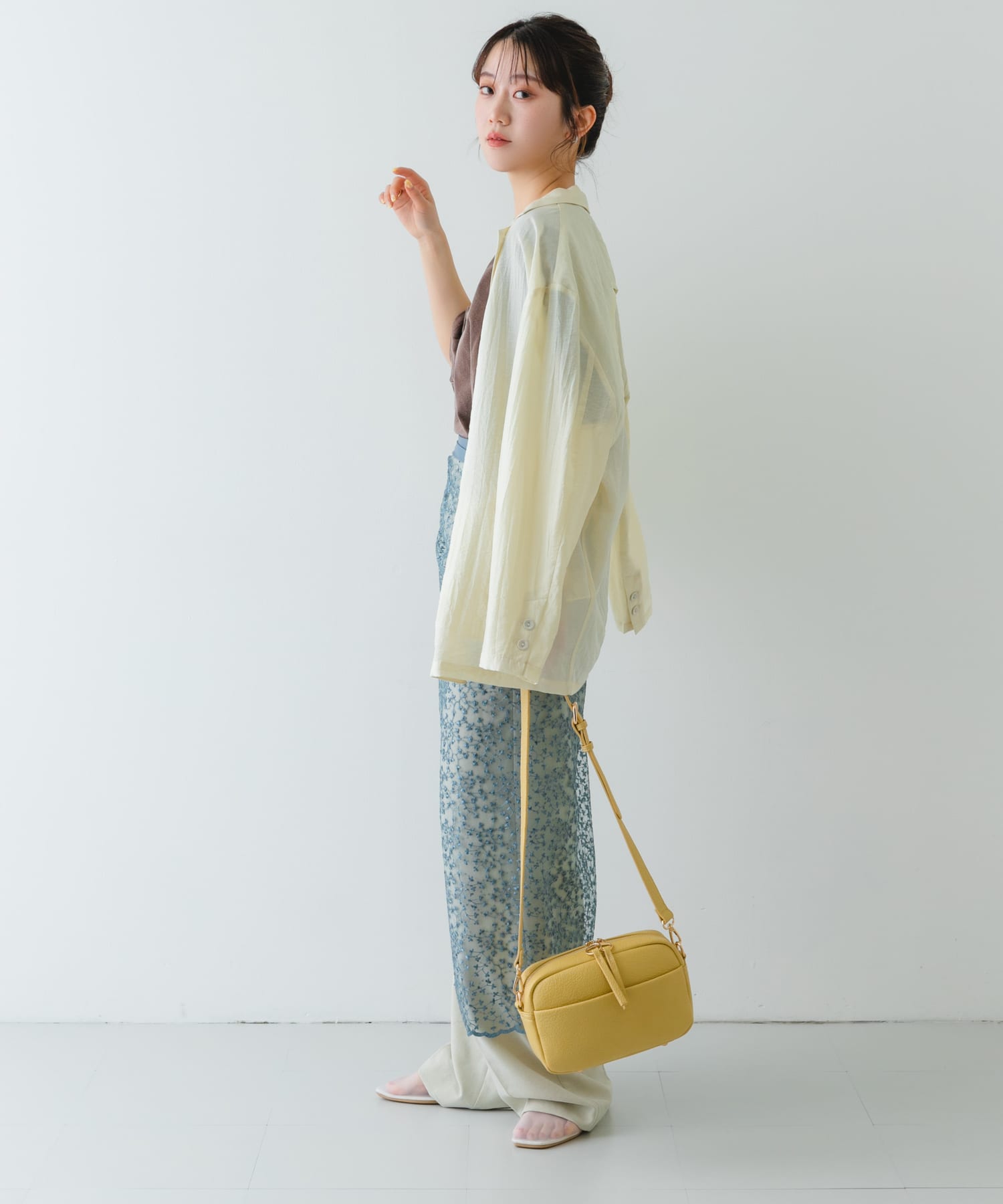 プレーンショルダーバッグ LEMON one